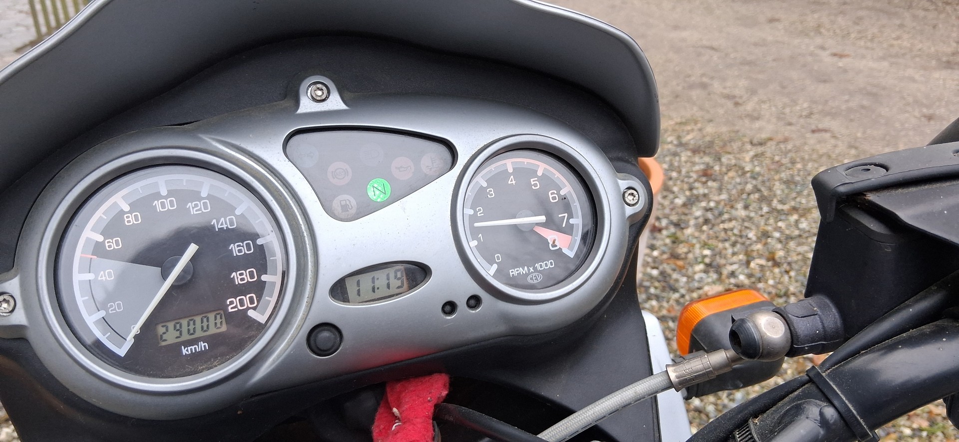 BMW F 650 GS-image-1