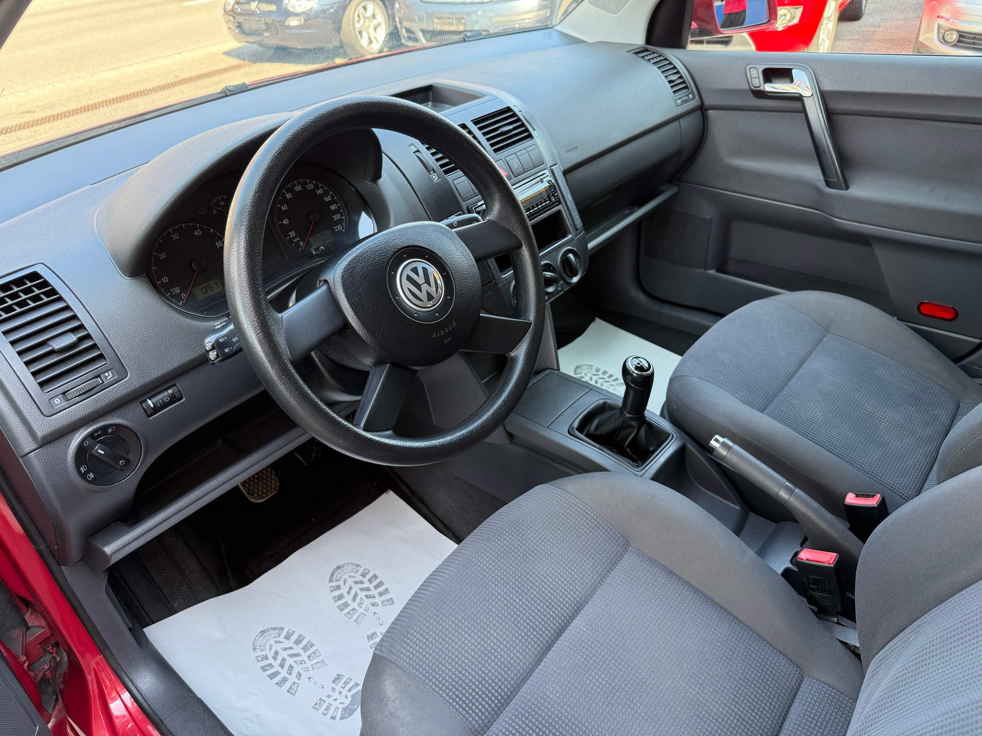 VW Polo 1.4 16V Comfortline-image-8