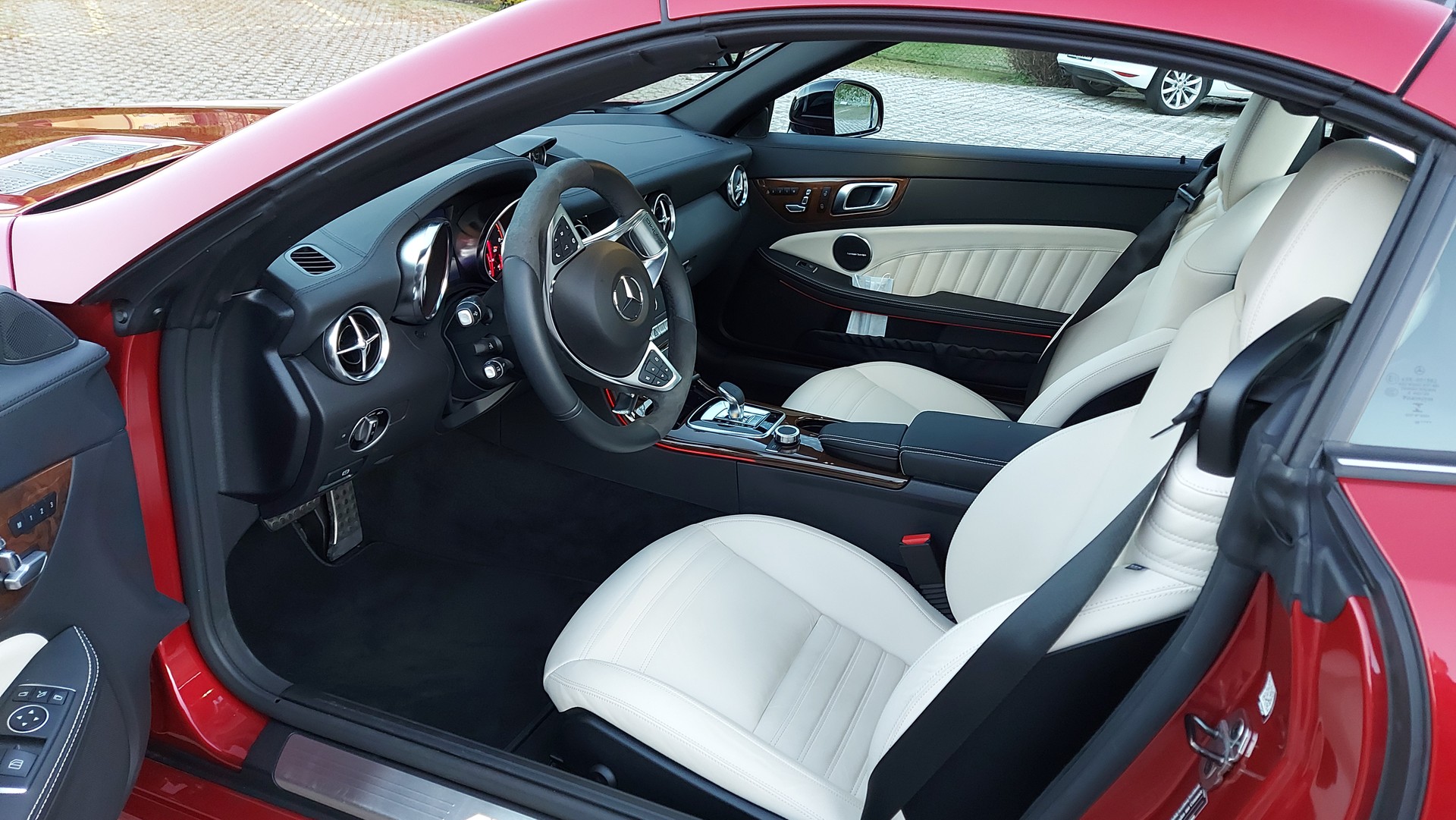 MERCEDES-BENZ SLC 43 AMG 9G-Tronic-image-3
