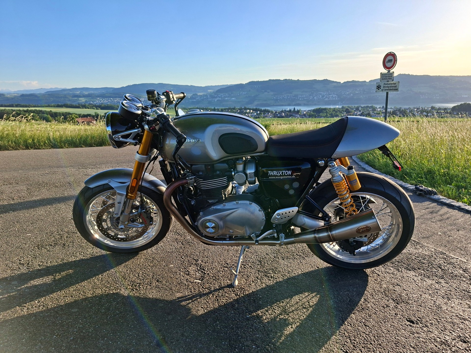 TRIUMPH Thruxton R 1200 i ABS-image-2