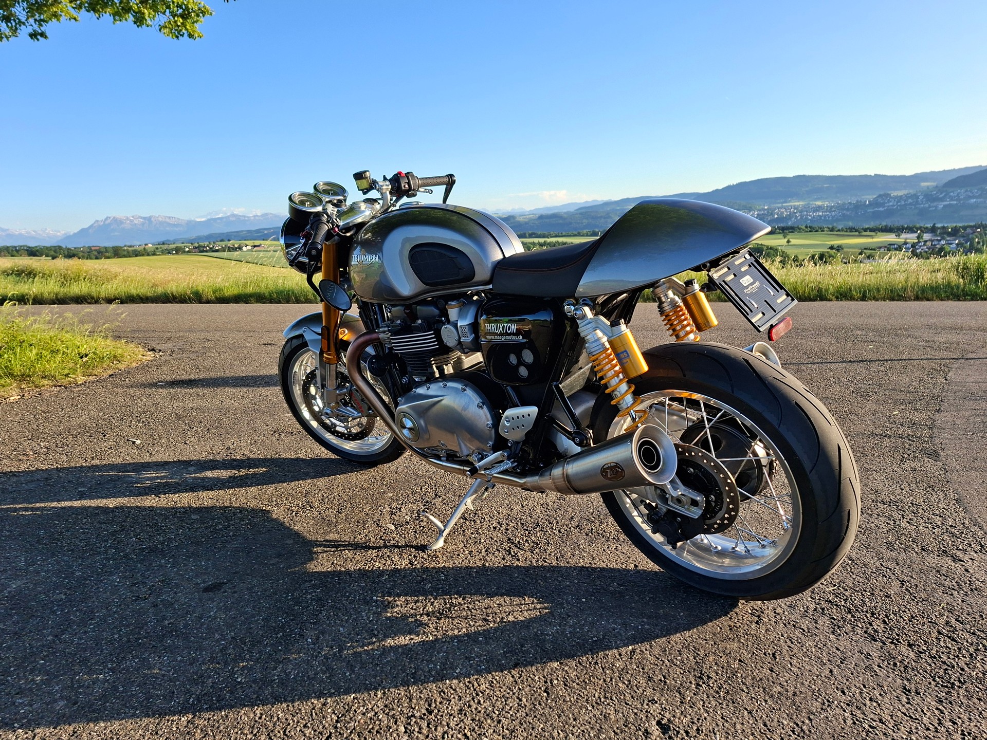TRIUMPH Thruxton R 1200 i ABS-image-3