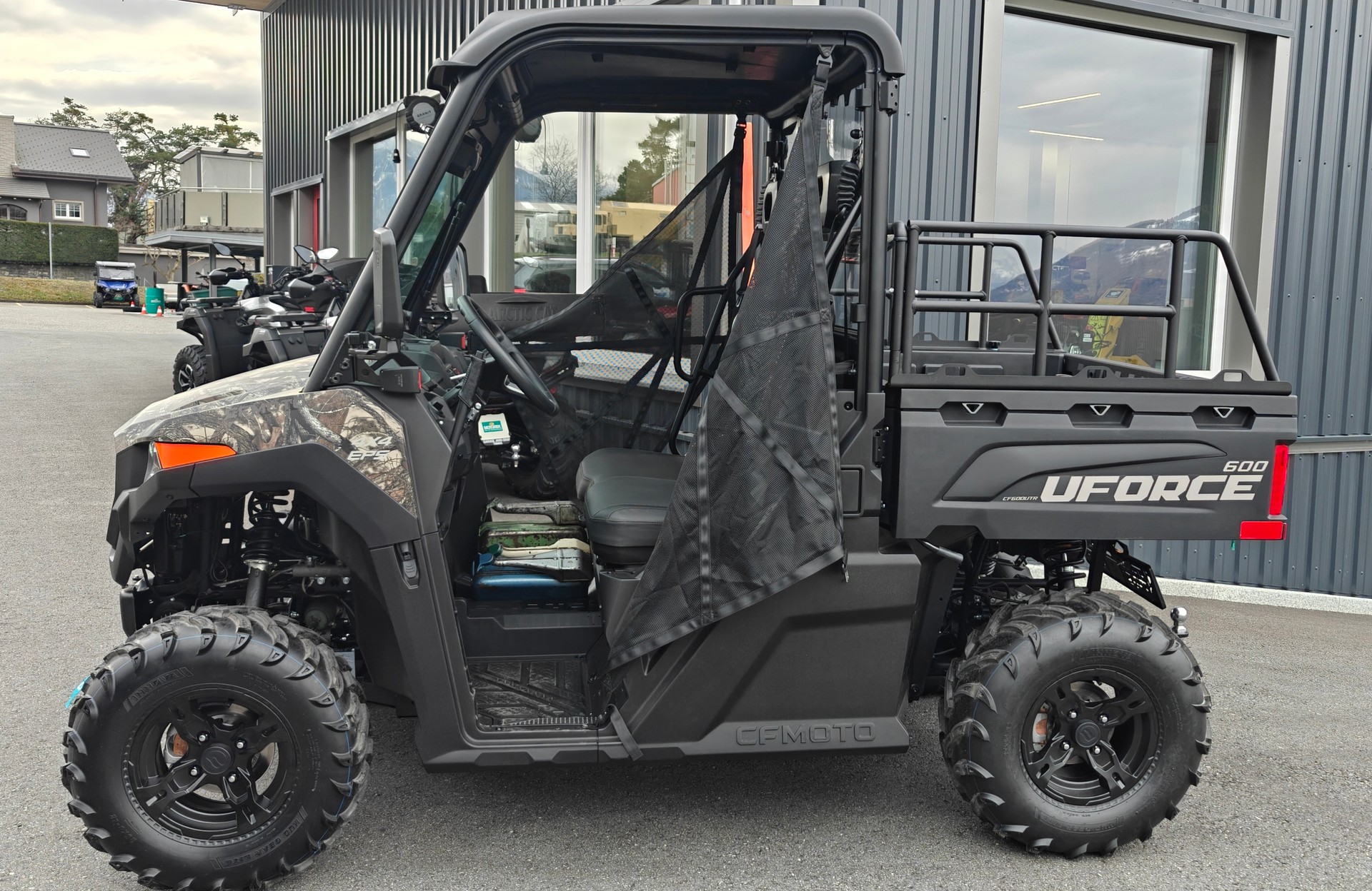 CF MOTO UForce 600 EFI 4x4-image-15