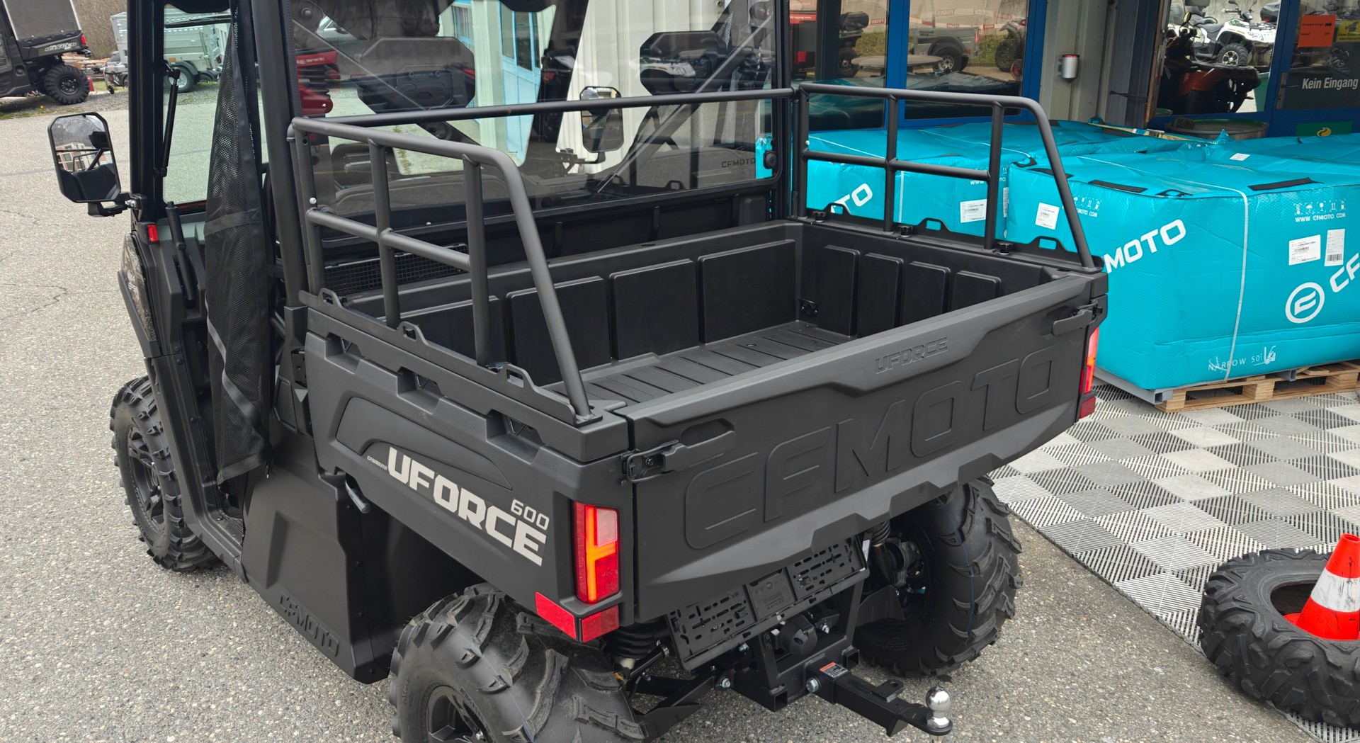 CF MOTO UForce 600 EFI 4x4-image-12