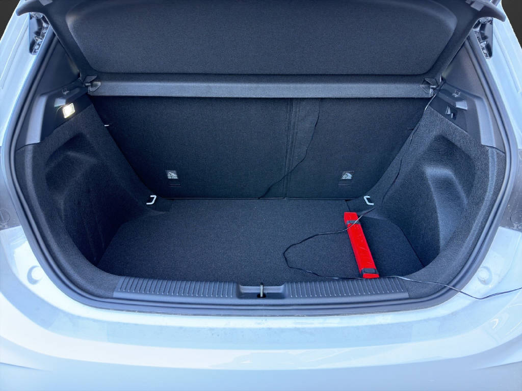 MG 3 1.5 Hybrid Luxury-image-8