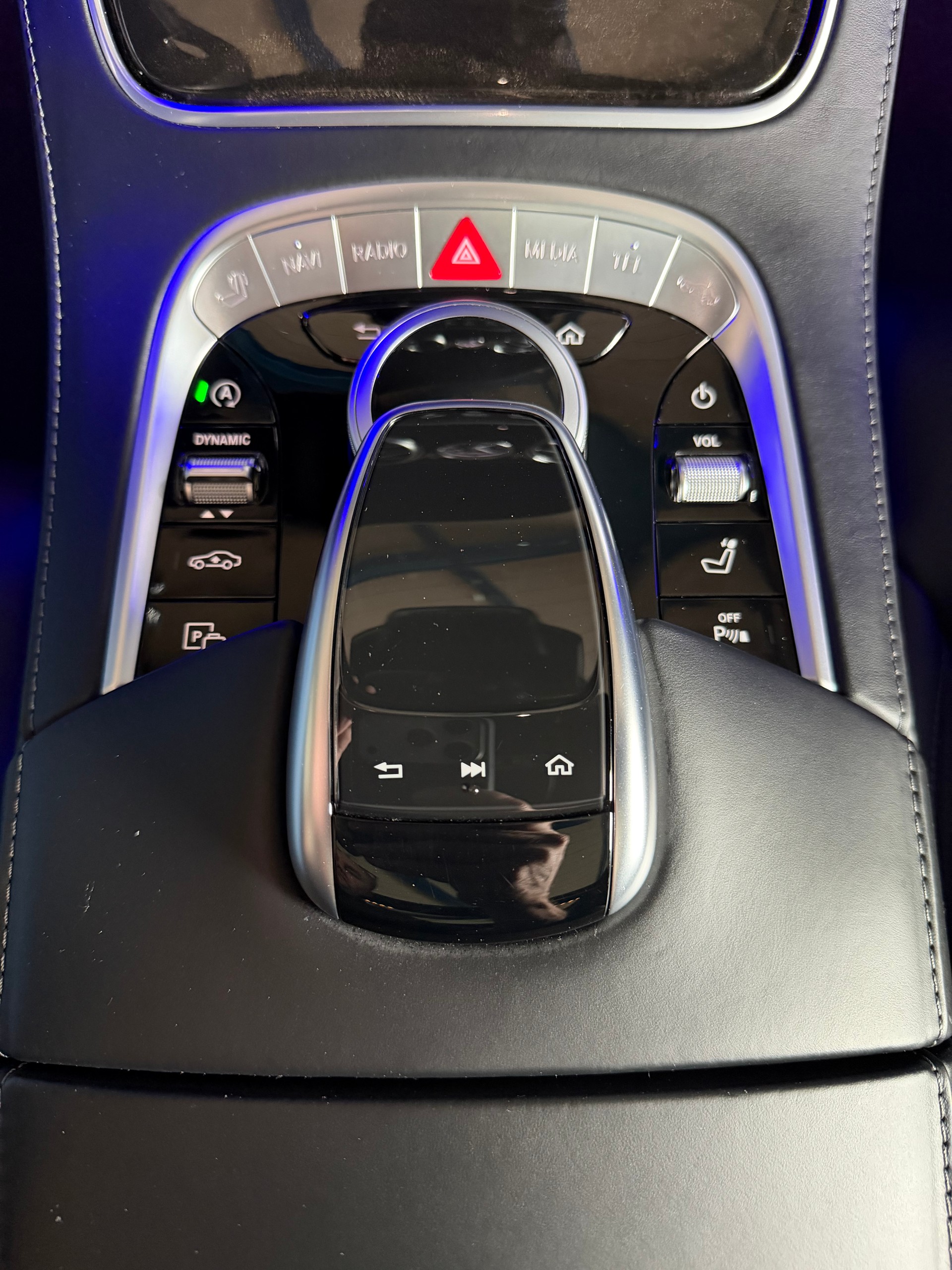 MERCEDES-BENZ S 400 d L 4Matic 9G-Tronic *** AMG Line Plus & AMG Styling Paket ***-image-11