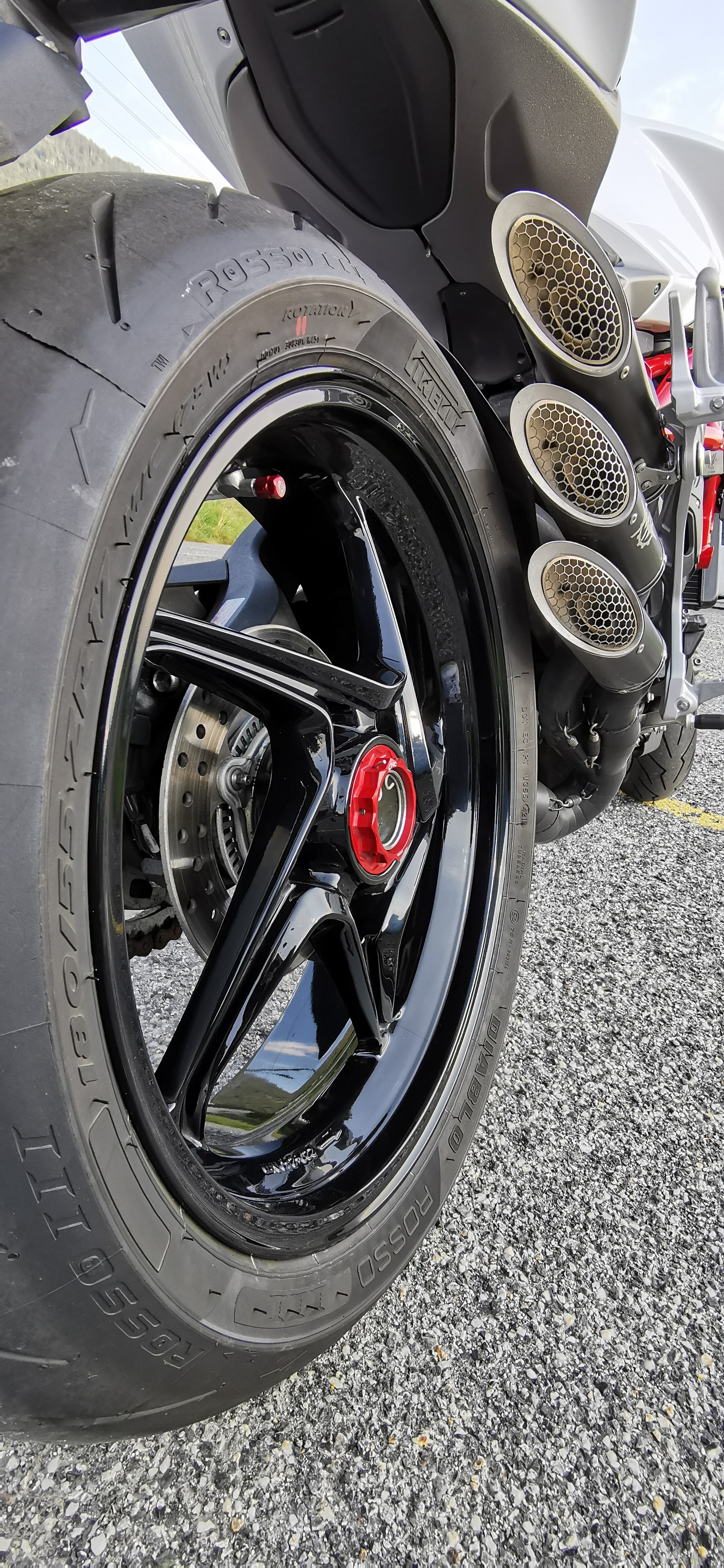 MV AGUSTA B3 Brutale 800 ABS-image-4