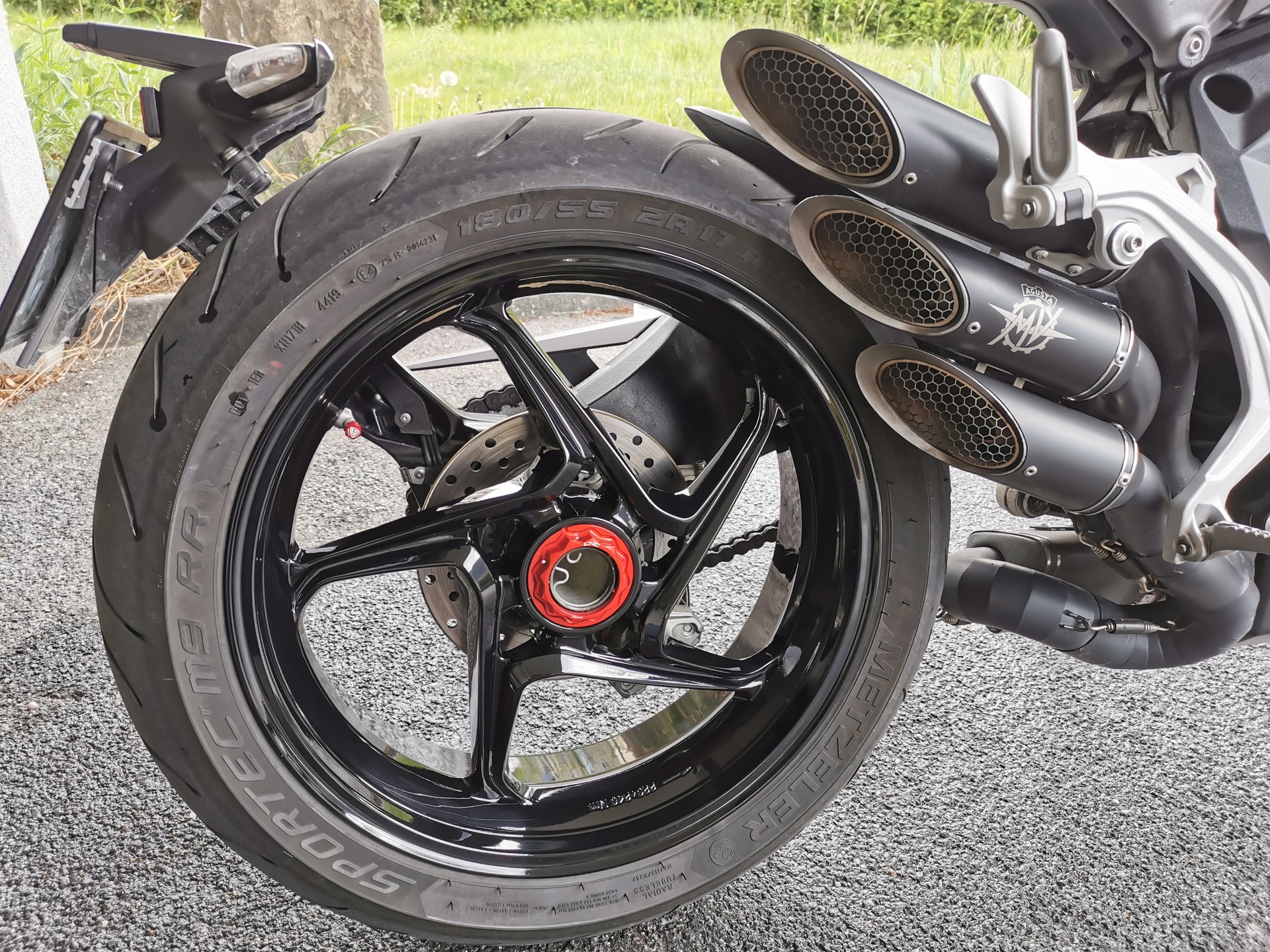MV AGUSTA B3 Brutale 800 ABS-image-3