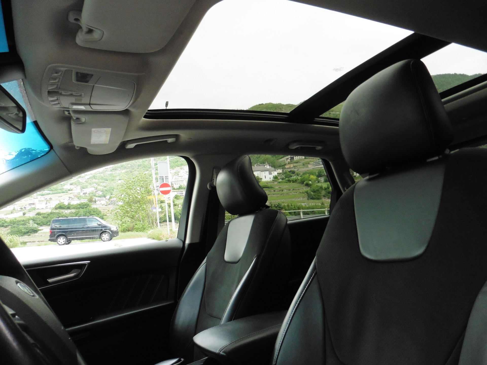 FORD Edge 2.0 TDCi ST-Line 4WD PowerShift-image-24