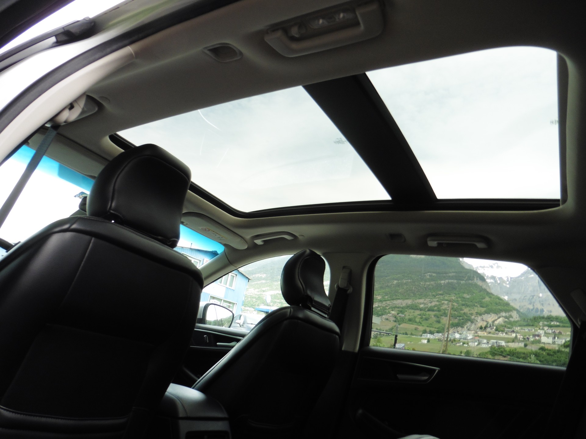FORD Edge 2.0 TDCi ST-Line 4WD PowerShift-image-29
