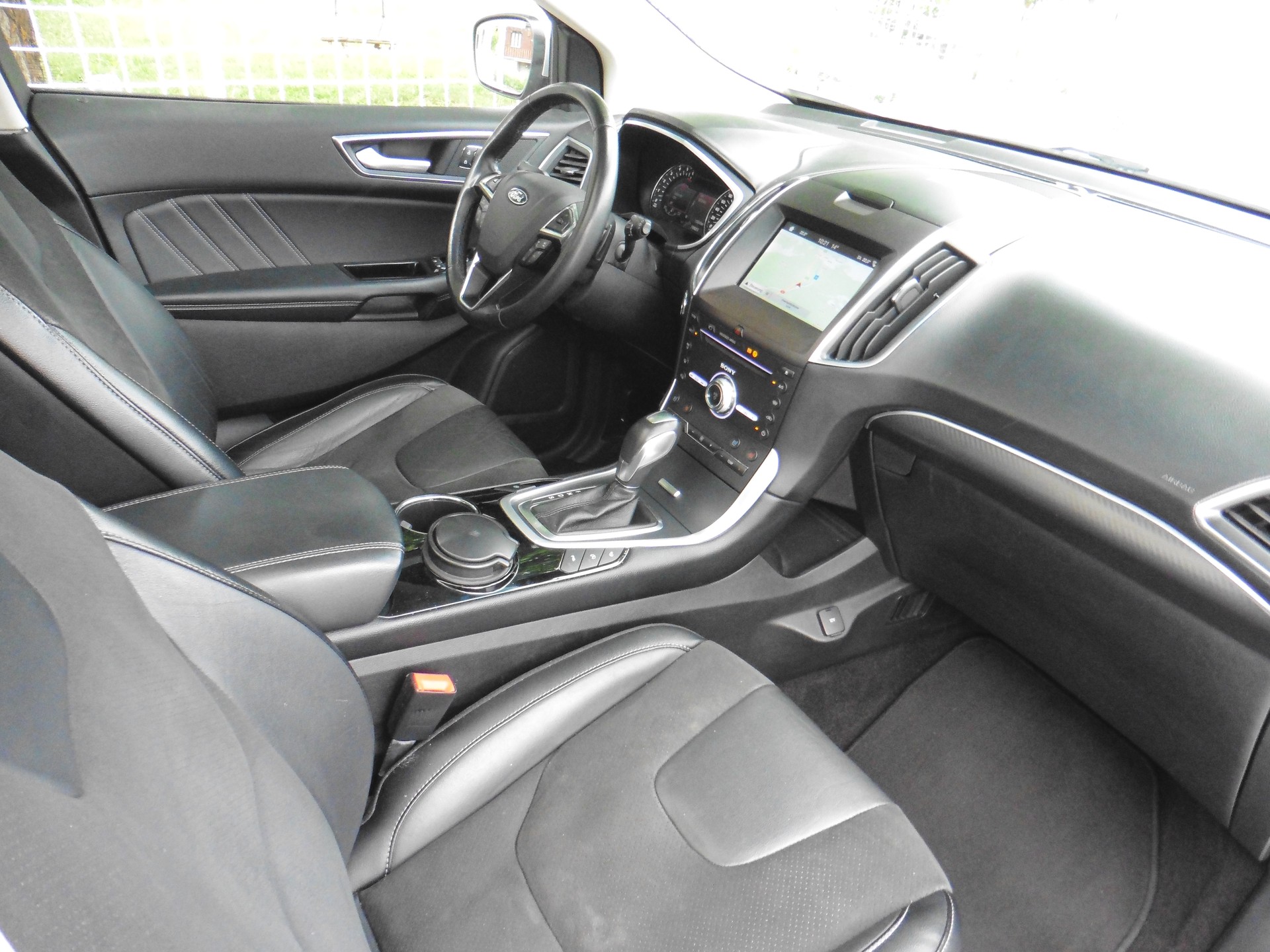 FORD Edge 2.0 TDCi ST-Line 4WD PowerShift-image-26