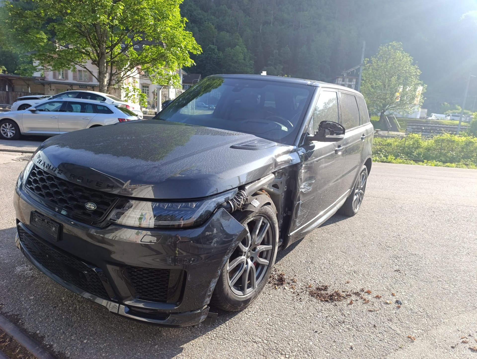 LAND ROVER Range Rover Sport 5.0 V8 S/C HSE Dynamic Automatic-showroom-element-3