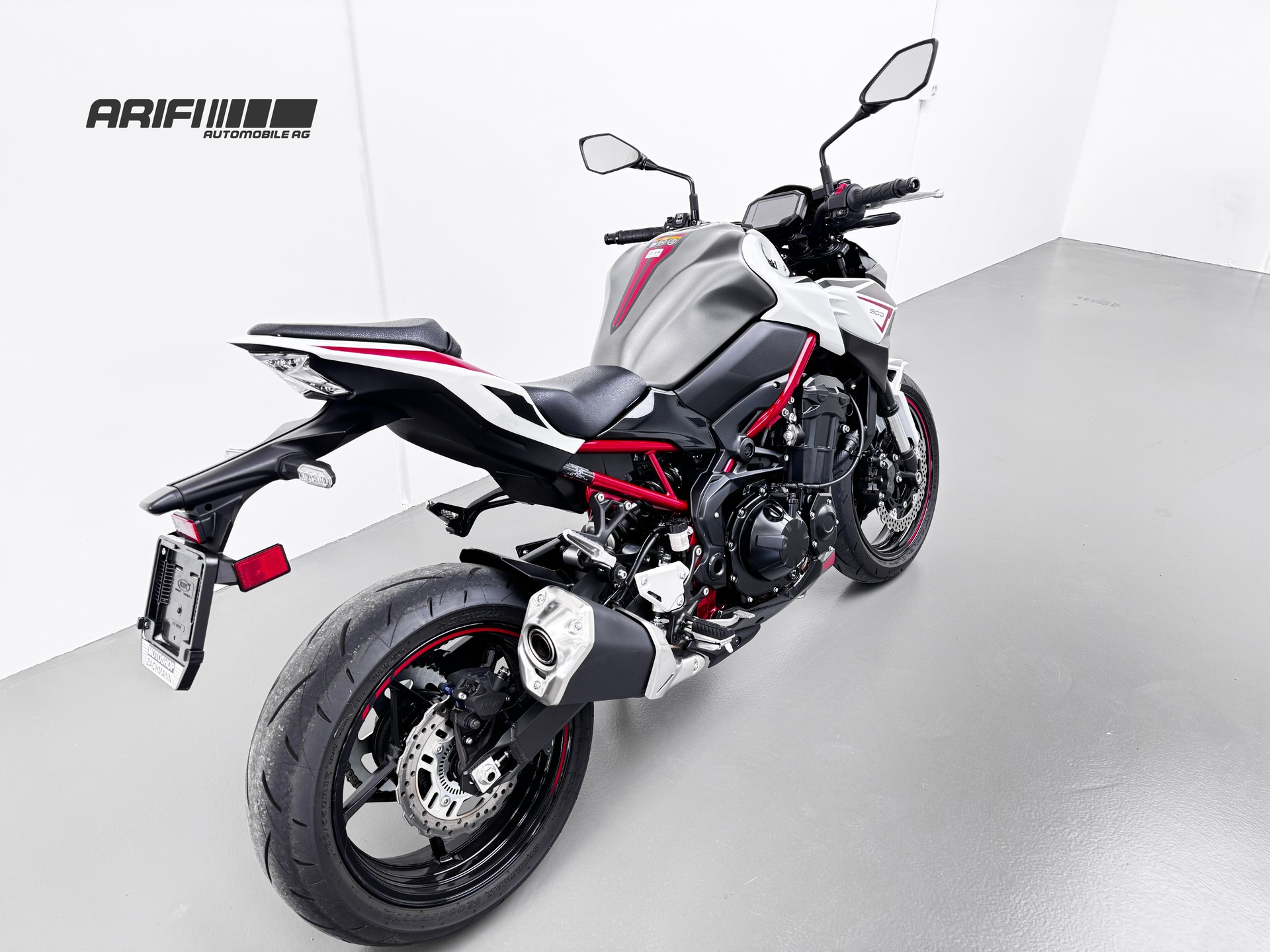 KAWASAKI Z 900 (35kW)-image-1
