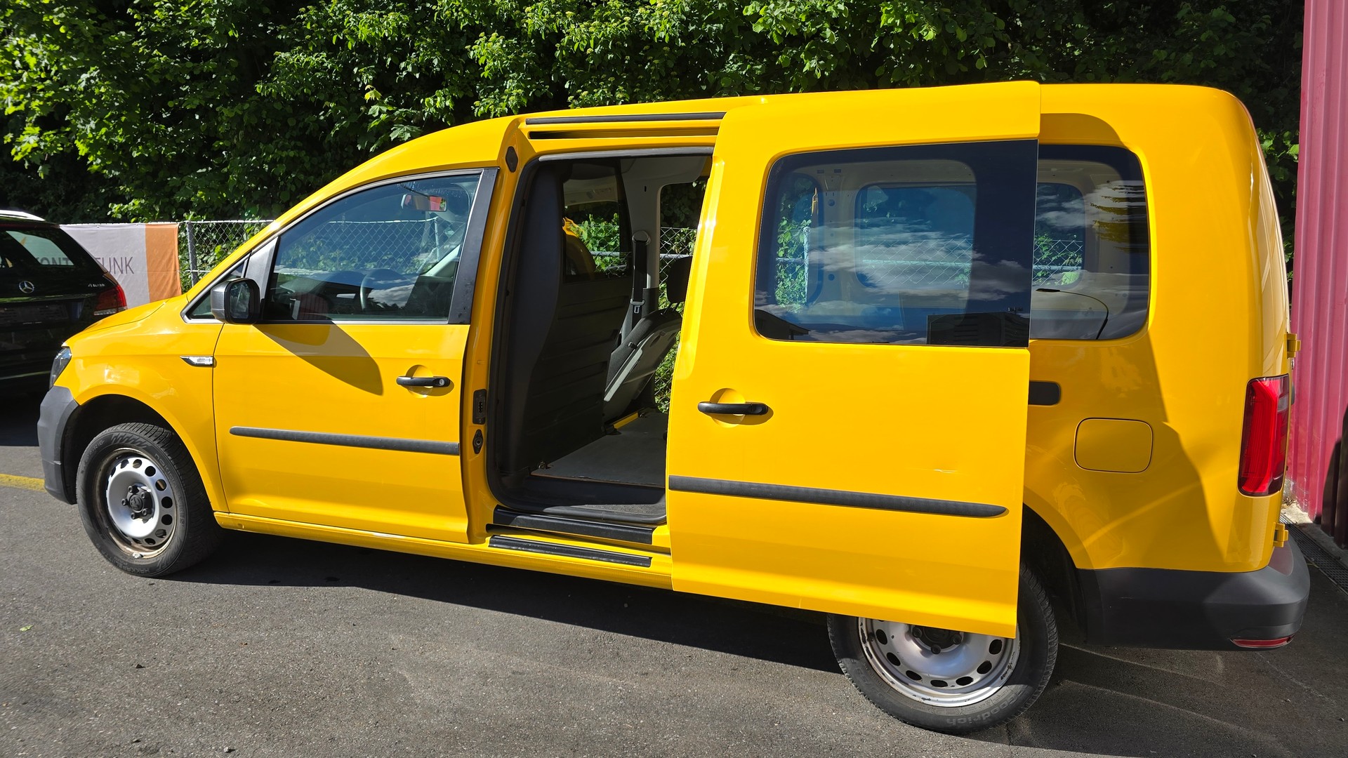 VW Caddy Maxi 2.0TDI 4Mot. BlueMotion Technology DSG-image-5