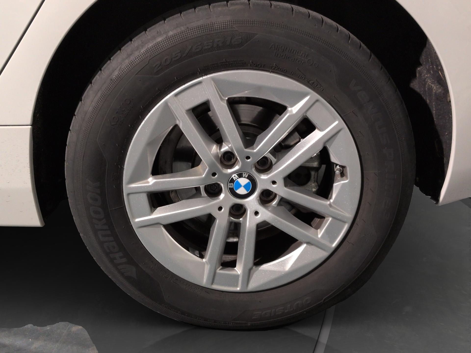 BMW 218i Active Tourer DKG-image-24