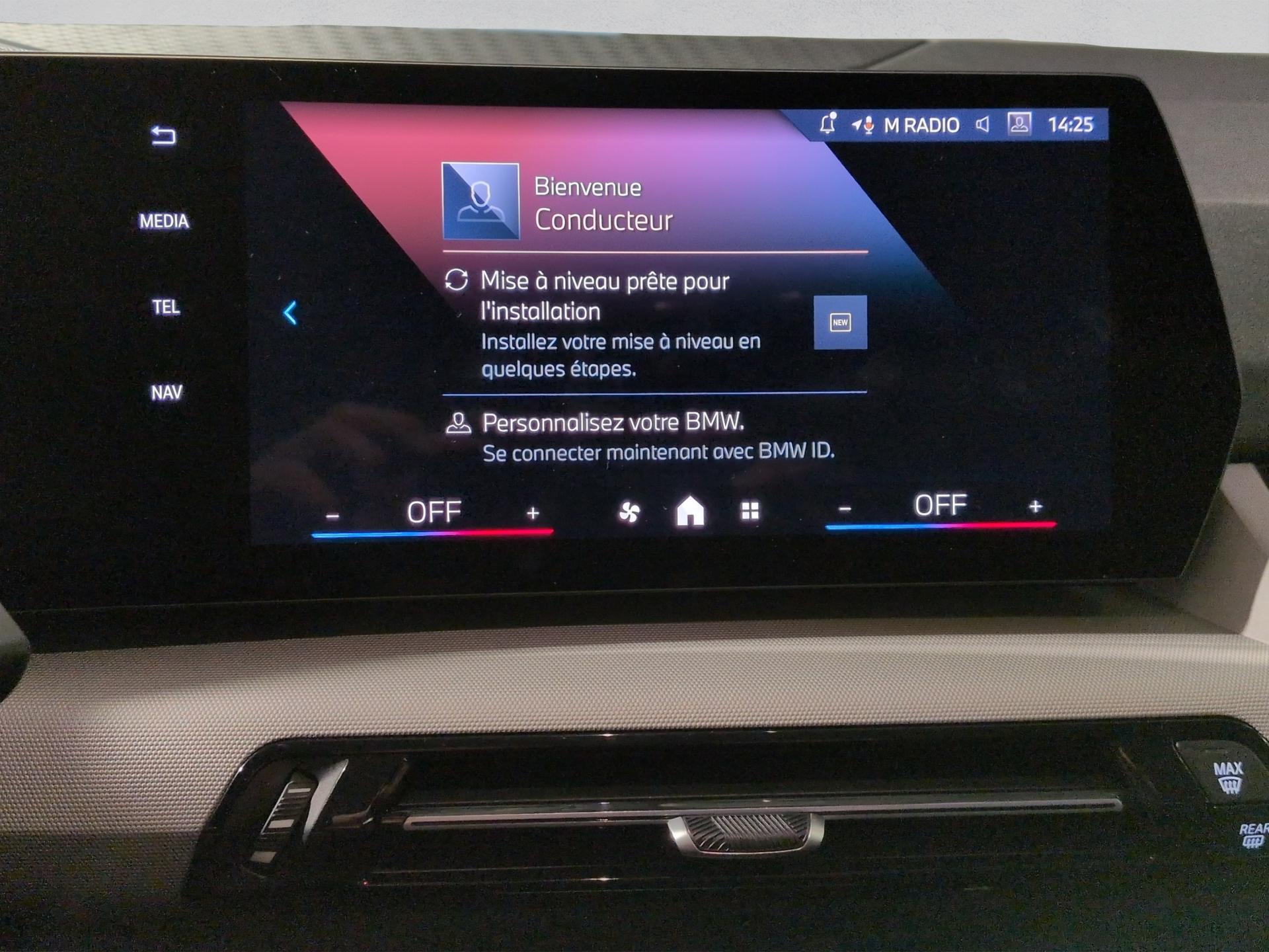 BMW 218i Active Tourer DKG-image-12