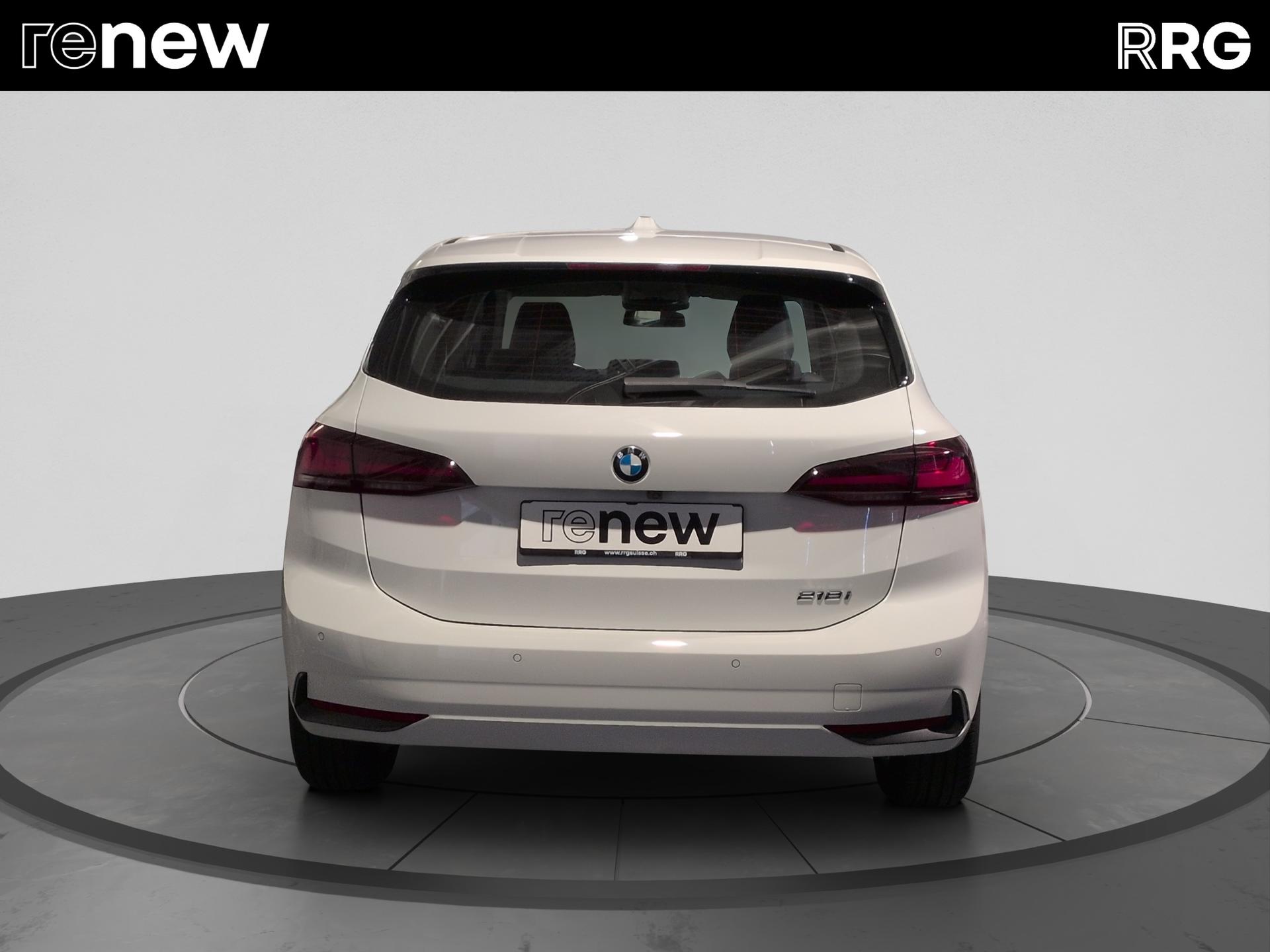 BMW 218i Active Tourer DKG-showroom-element-3