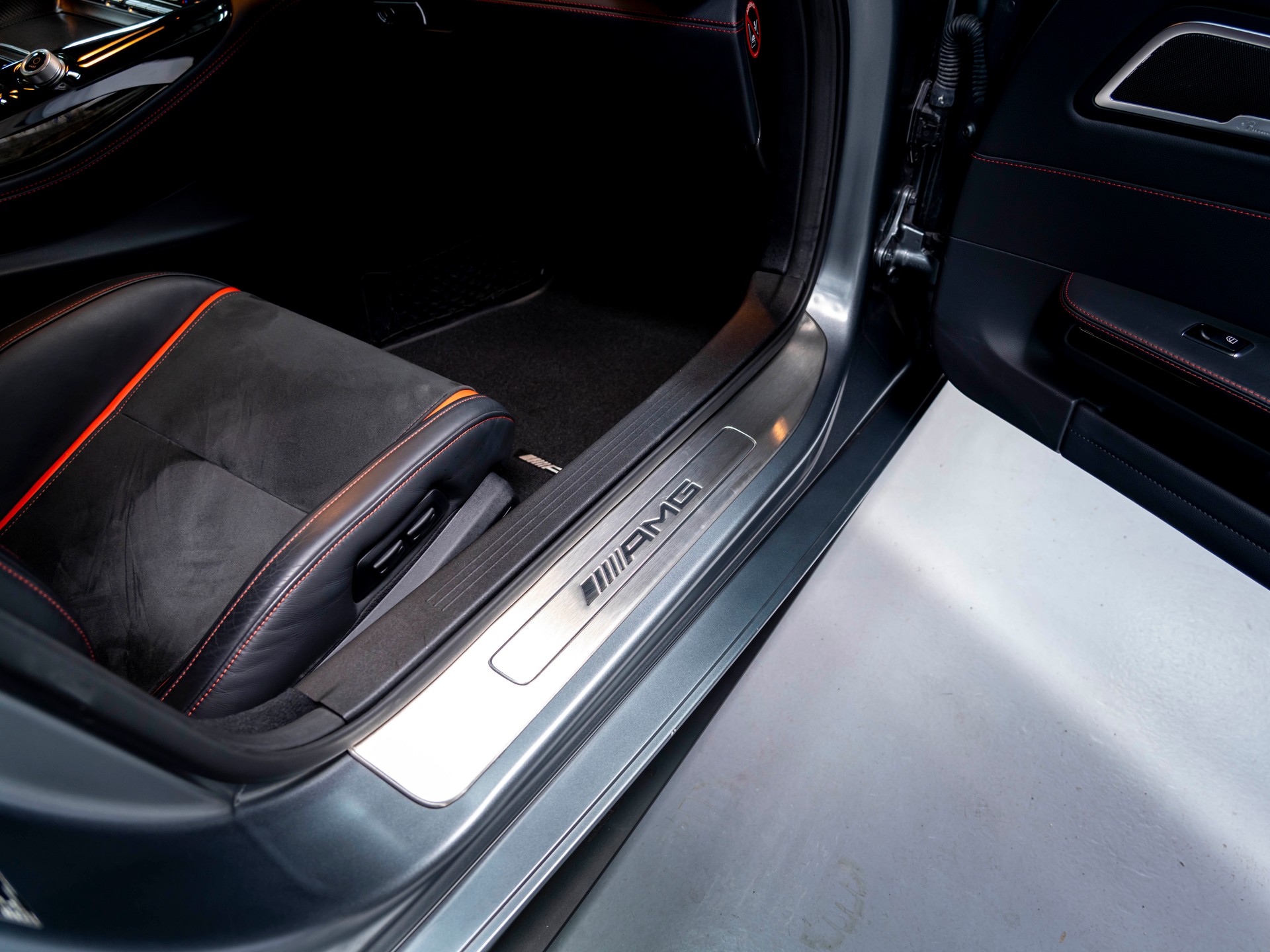 MERCEDES-BENZ AMG GT S Edition 1 Speedshift DCT-image-28