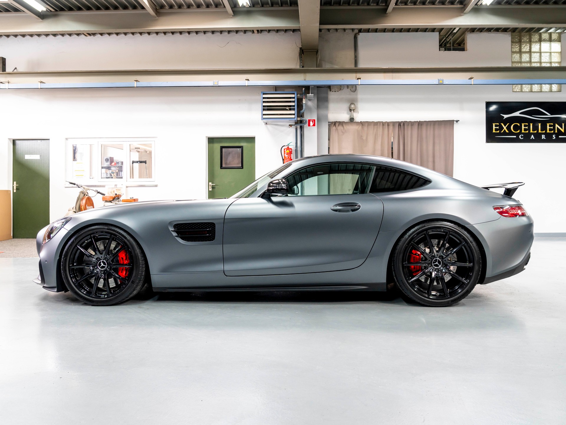 MERCEDES-BENZ AMG GT S Edition 1 Speedshift DCT-showroom-element-3