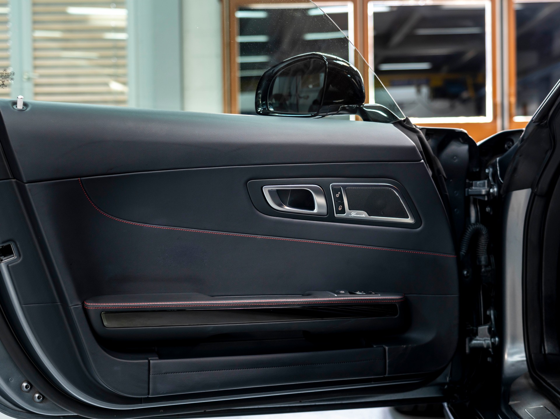 MERCEDES-BENZ AMG GT S Edition 1 Speedshift DCT-image-24
