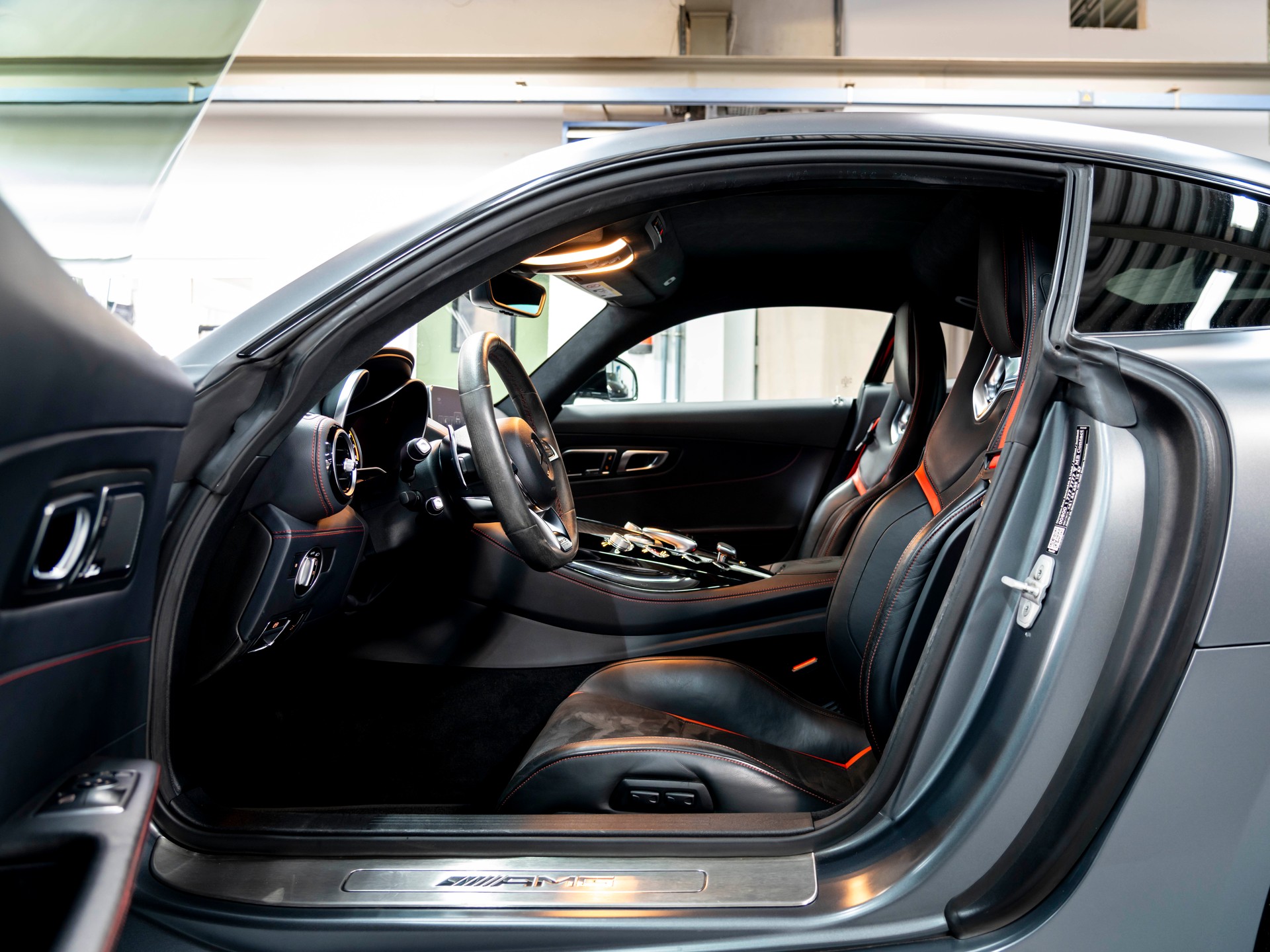 MERCEDES-BENZ AMG GT S Edition 1 Speedshift DCT-image-10