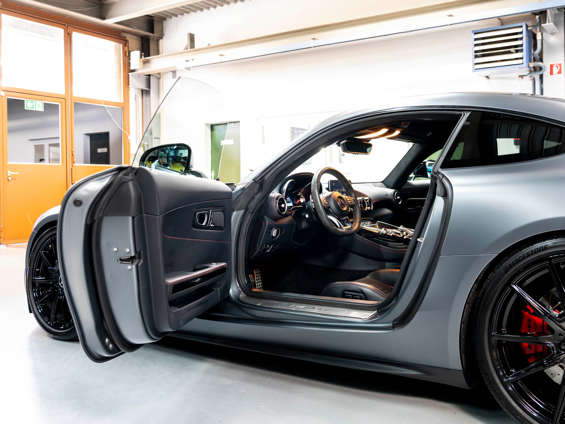 MERCEDES-BENZ AMG GT S Edition 1 Speedshift DCT-image-22