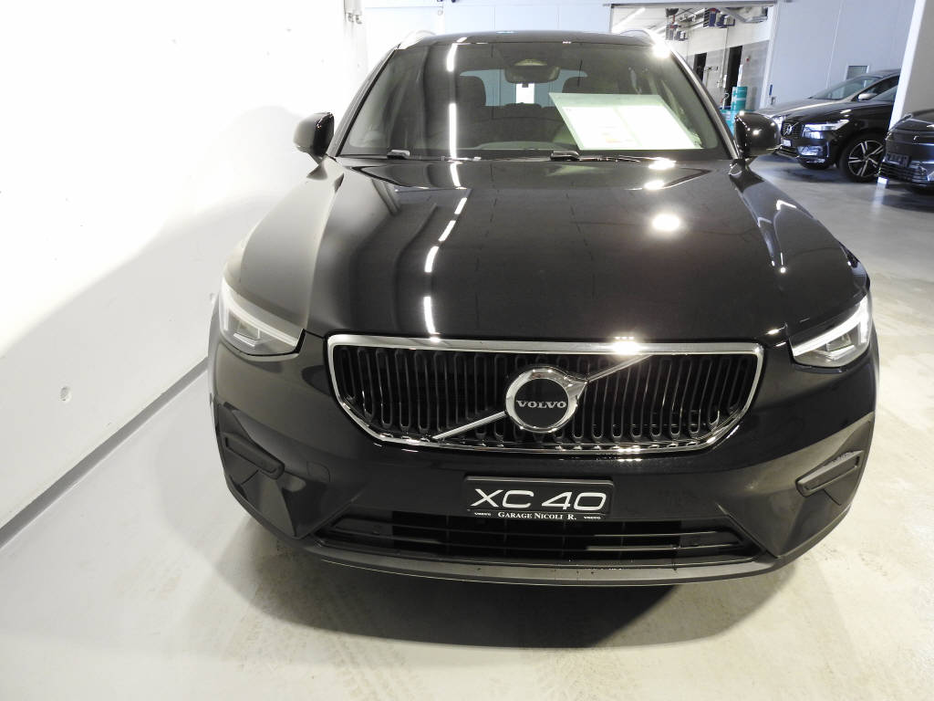 VOLVO XC40 2.0 B3 MH Core-image-5