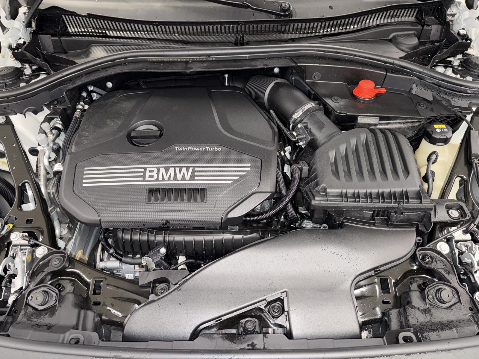 BMW 118i-image-23