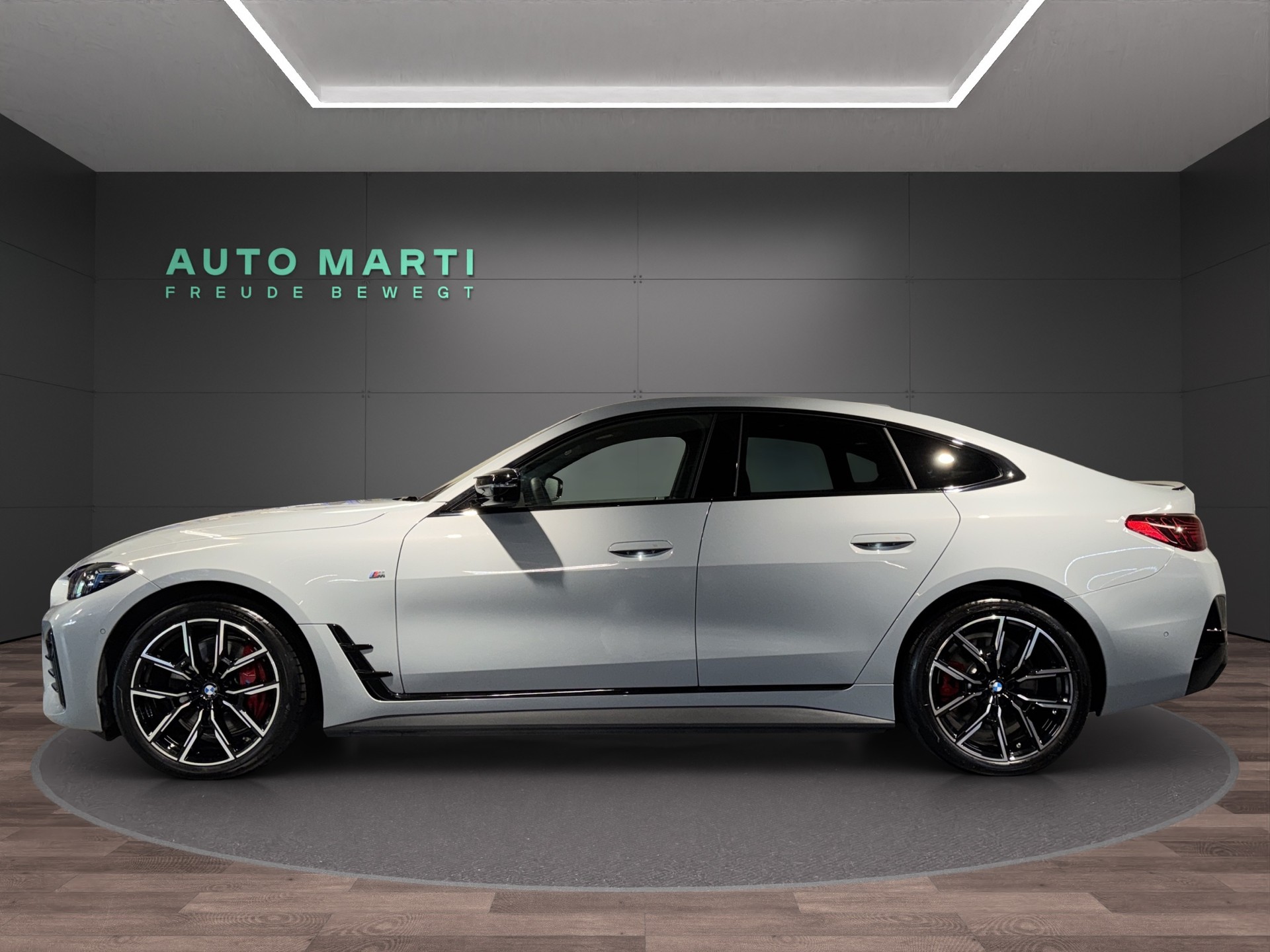 BMW i4 M60 xDrive-showroom-element-2