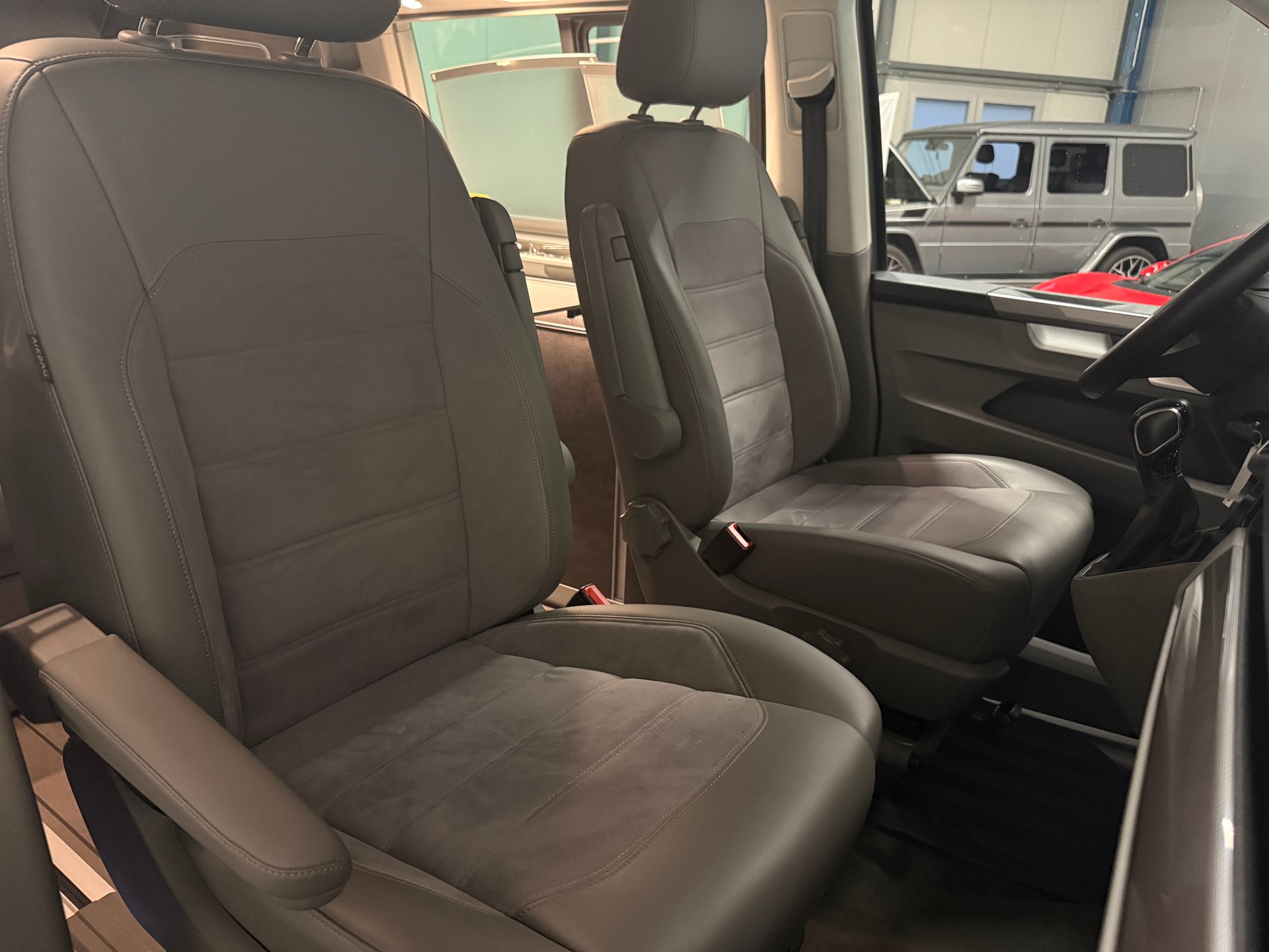 VW T6.1 California 3000 2.0 TDI 150 Ocean Edition Liberty DSG-image-8