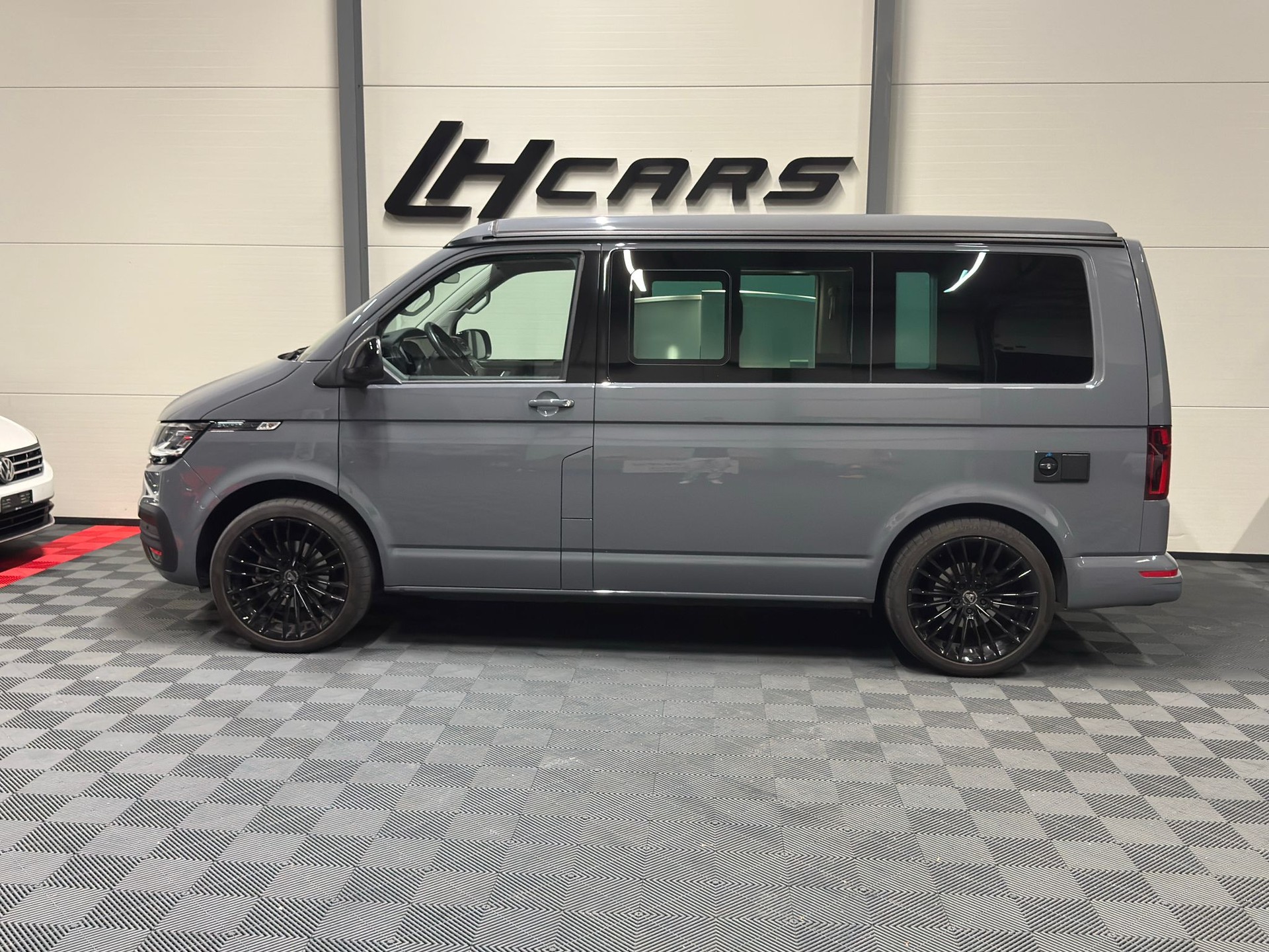 VW T6.1 California 3000 2.0 TDI 150 Ocean Edition Liberty DSG-image-1
