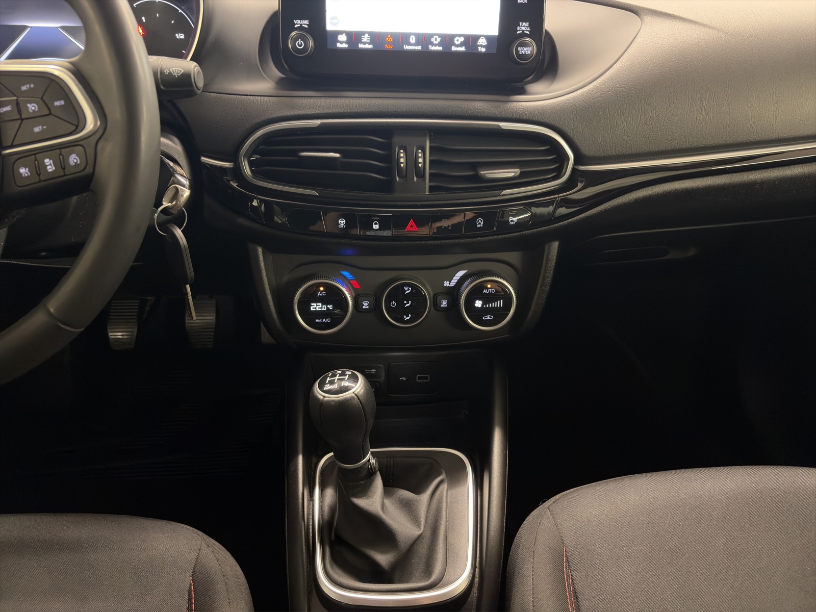 FIAT Tipo 1.0 T3 Red-image-13