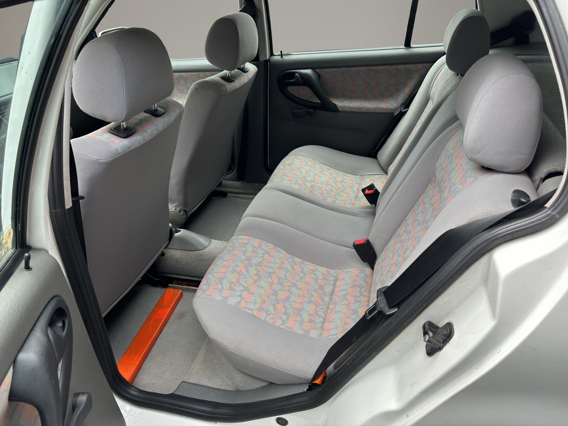 VW Polo 75-image-10