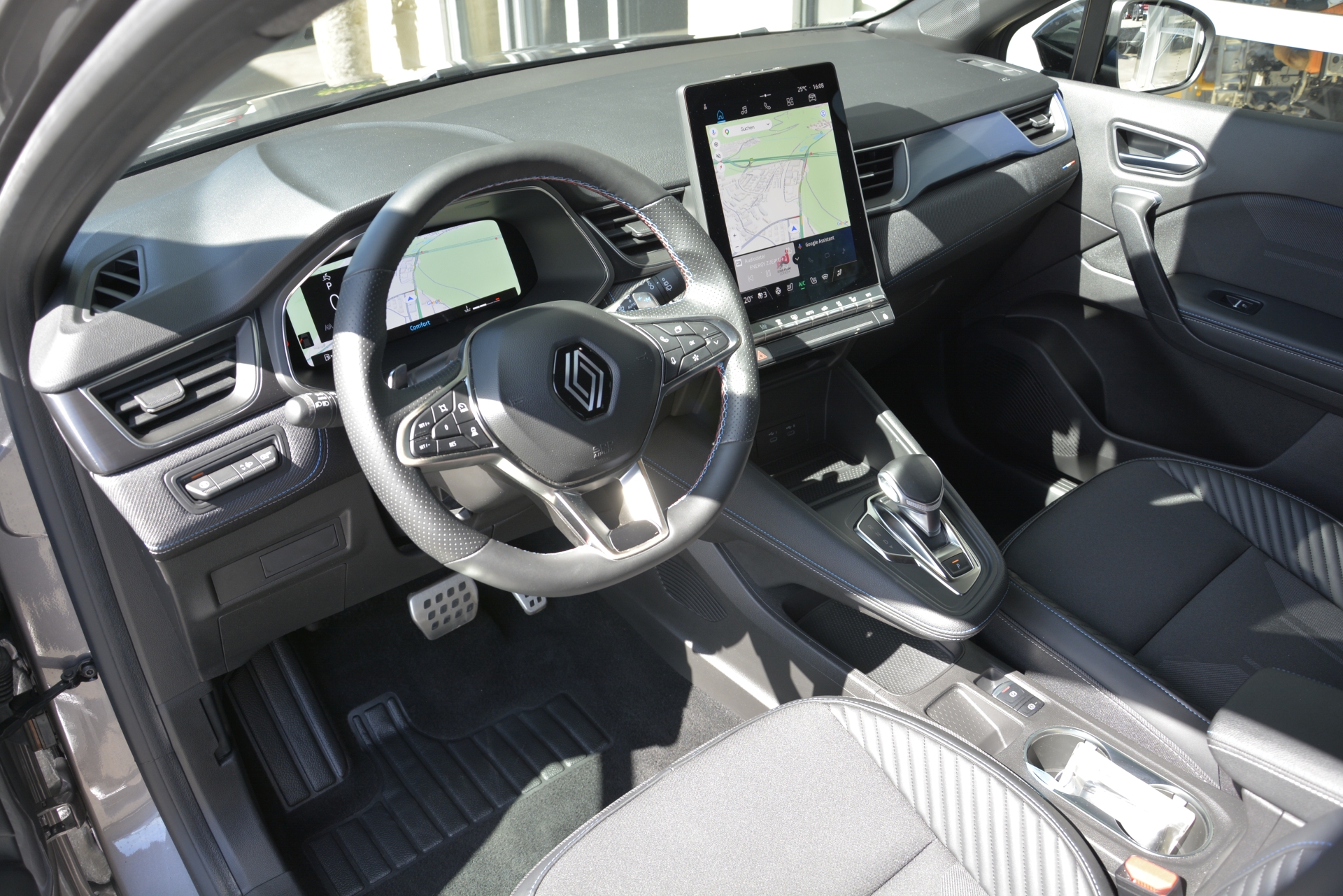 RENAULT Captur 1.3 TCe 160 esprit Alpine EDC-image-12