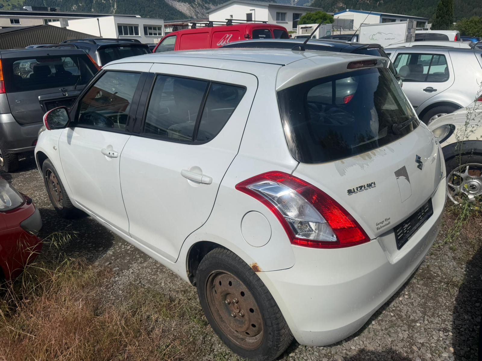 SUZUKI Swift 1.2i 16V GL 4x4-image-3