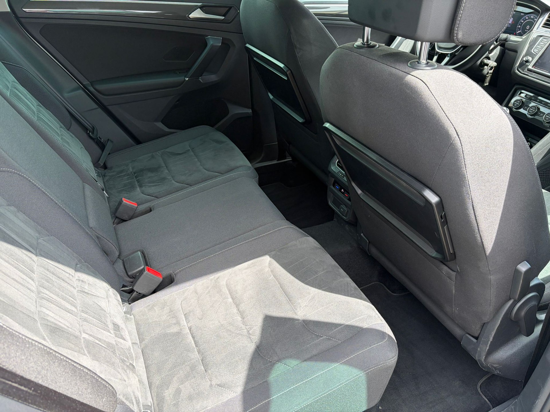 VW Tiguan 2.0TSI Highline 4Motion-image-15