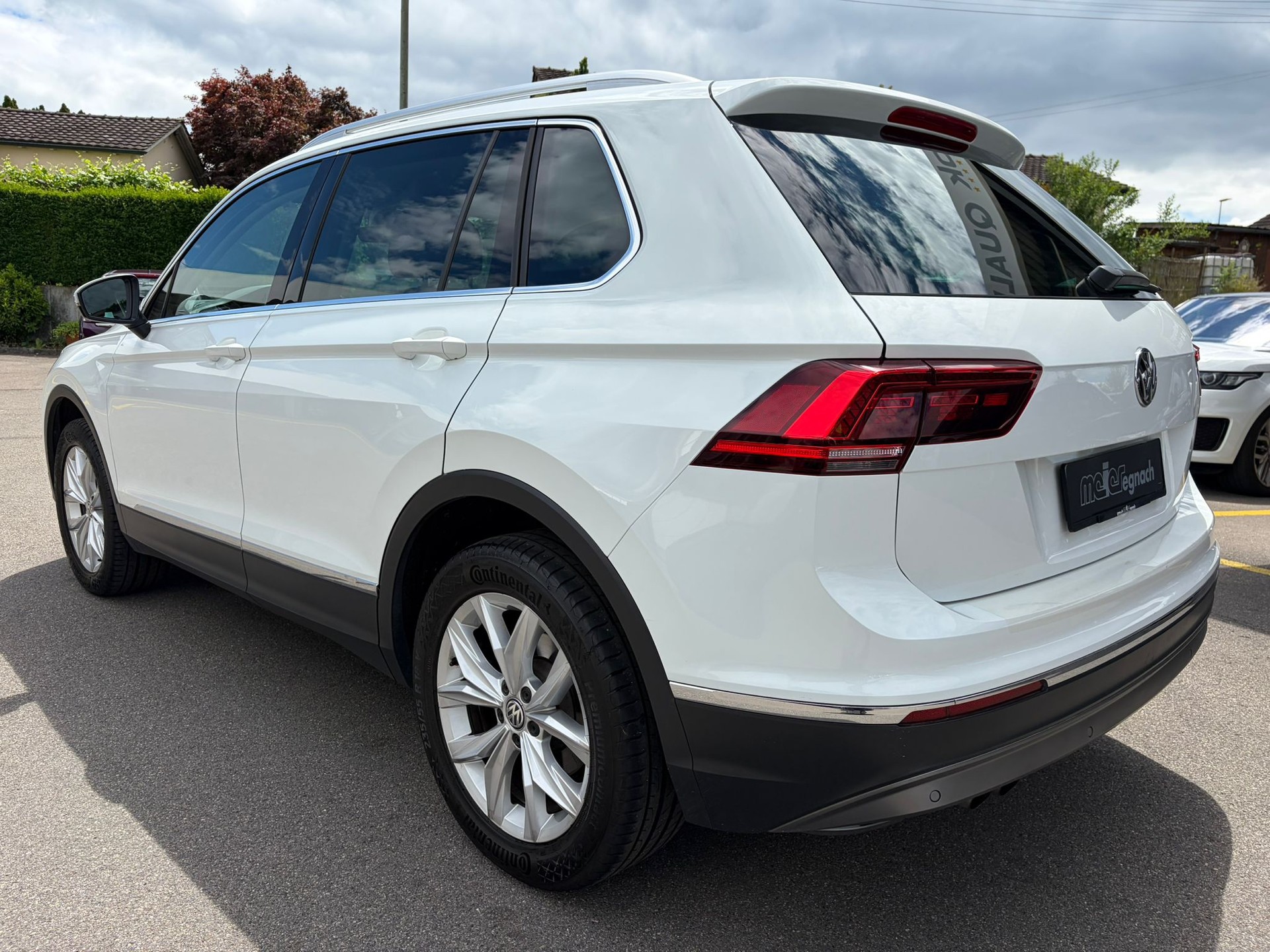 VW Tiguan 2.0TSI Highline 4Motion-image-5