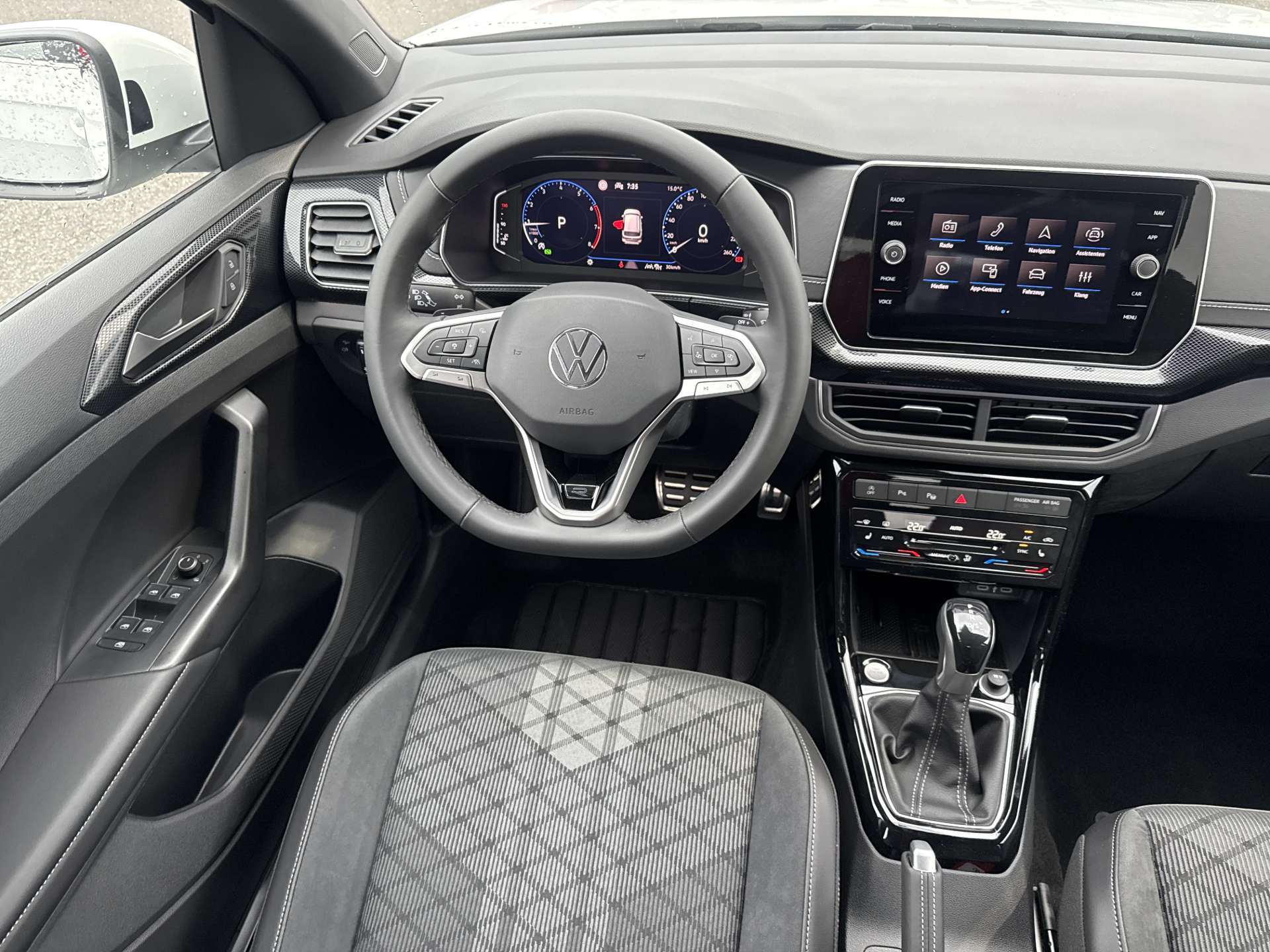 VW T-Cross 1.5 TSi EVO ACT R-Line DSG-Automat-image-4
