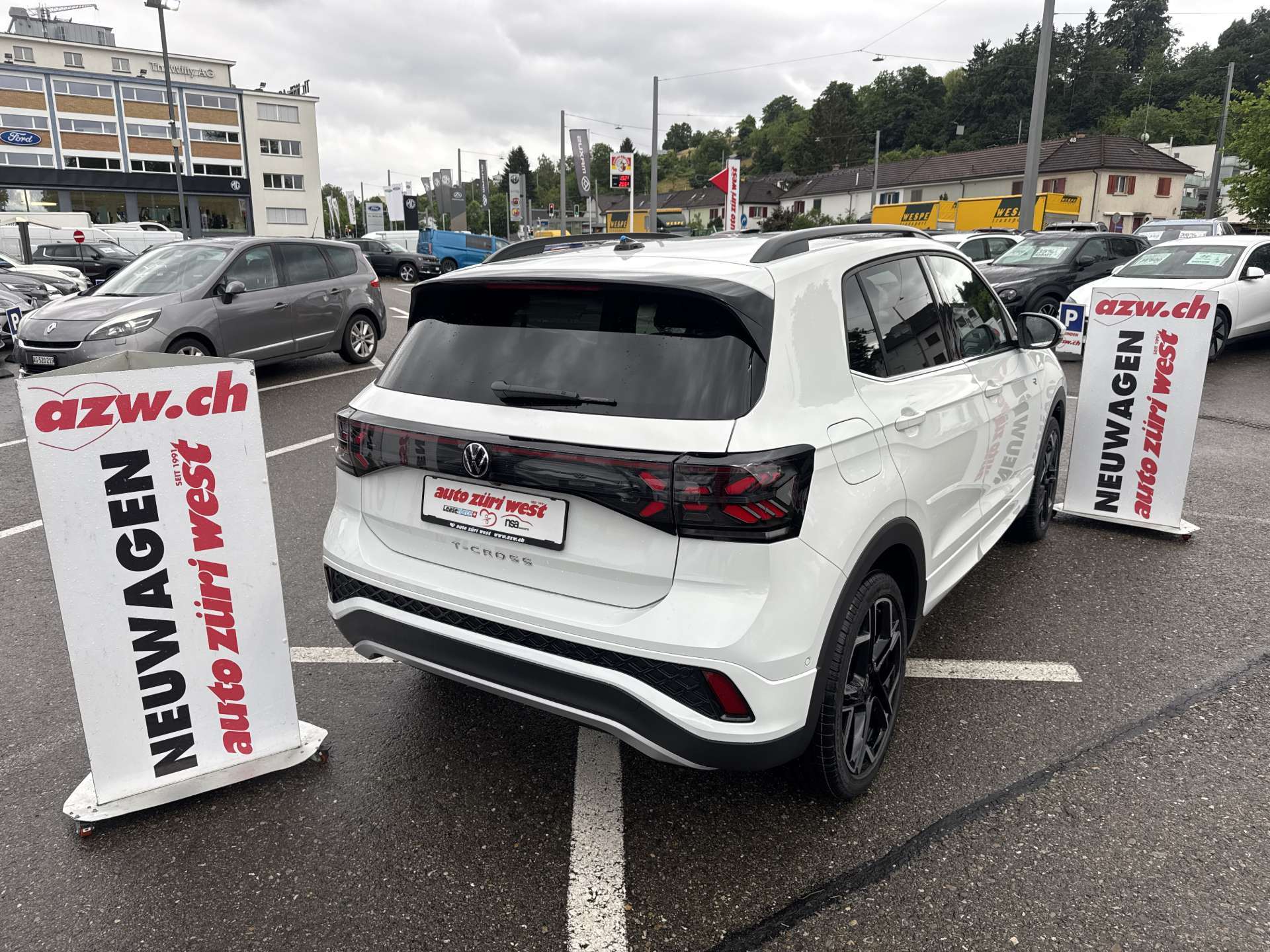 VW T-Cross 1.5 TSi EVO ACT R-Line DSG-Automat-showroom-element-2