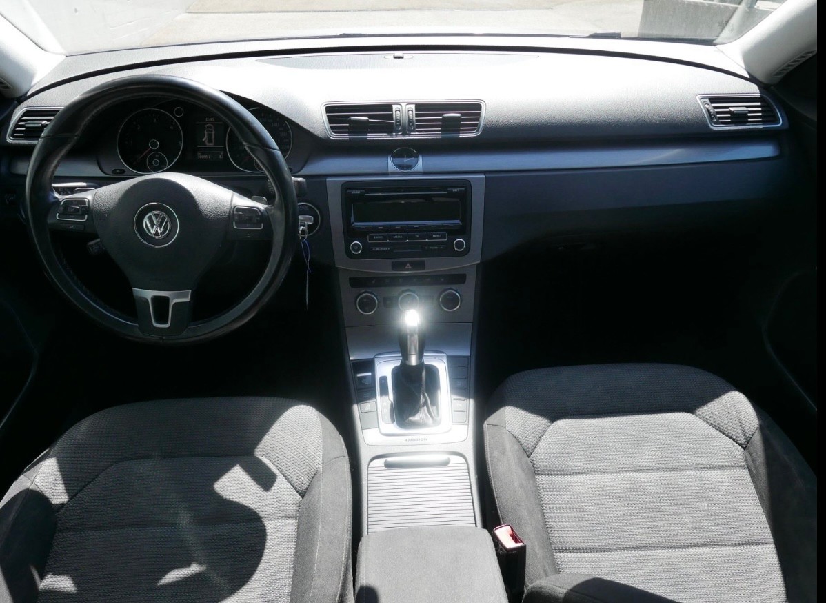 VW Passat Variant 2.0 TDI BMT Comfortline 4MDSG-image-6