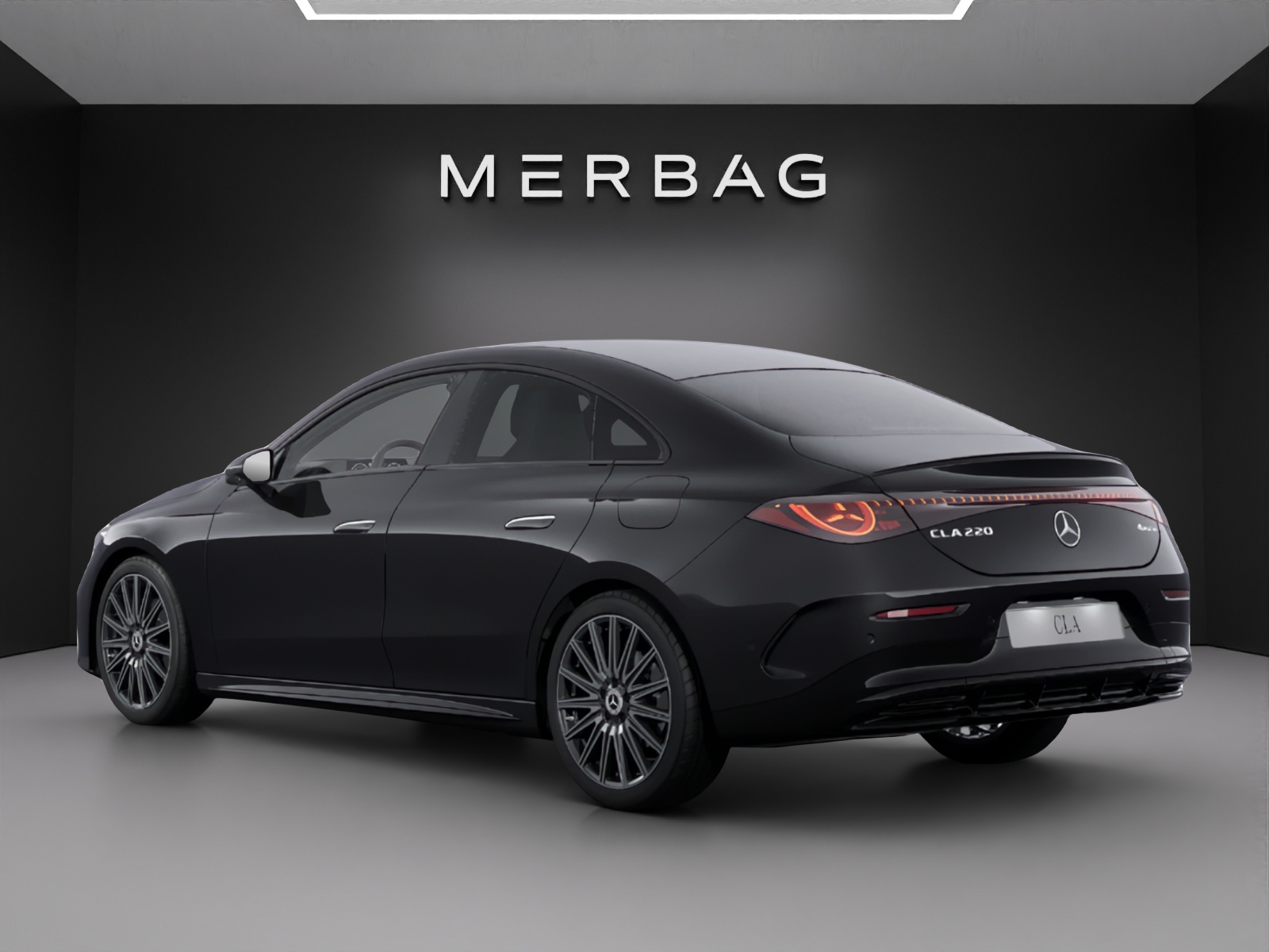 MERCEDES-BENZ CLA 220 4Matic 8G-DCT-image-2
