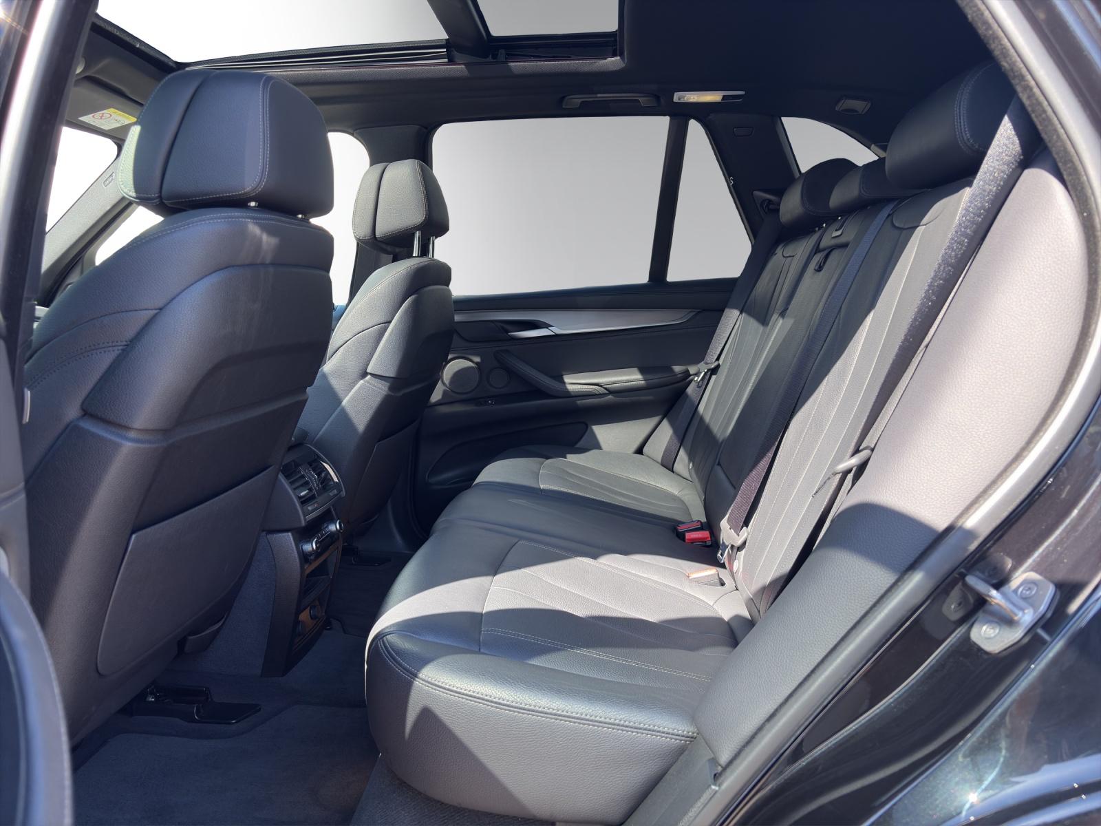 BMW X5 xDrive M50d Steptronic-image-10