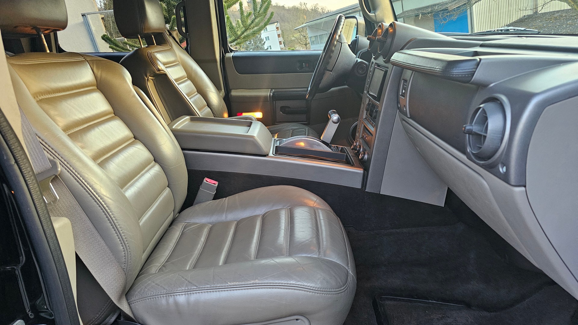 HUMMER H2 6.0 Luxury-image-8
