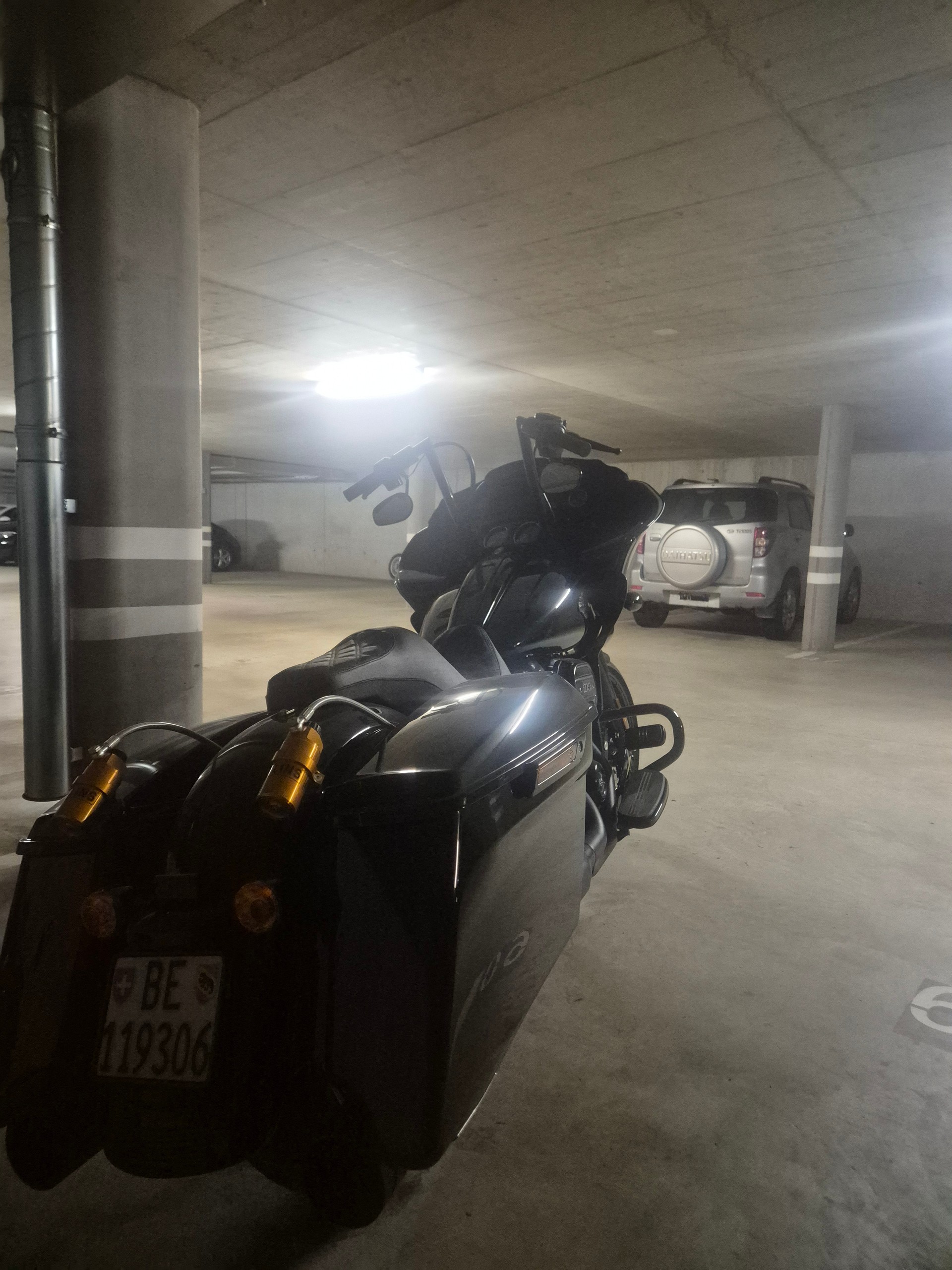 HARLEY-DAVIDSON FLTRXS Road Glide Special Black Finish 114-image-5