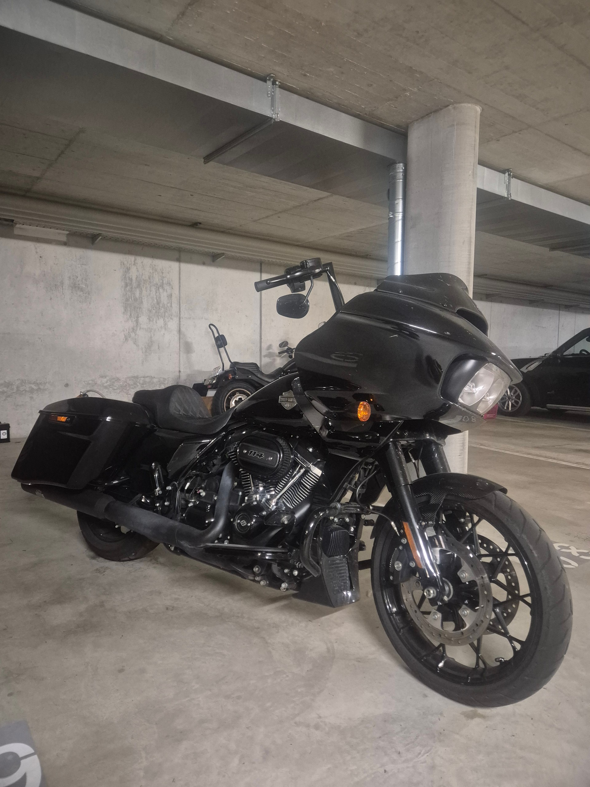 HARLEY-DAVIDSON FLTRXS Road Glide Special Black Finish 114-image-3