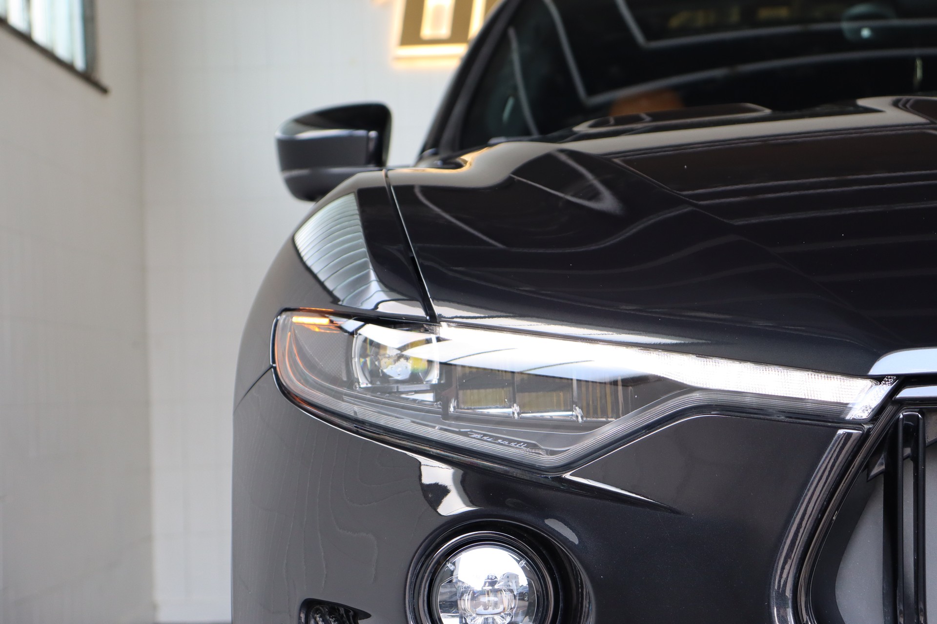 MASERATI Levante 3.8 V8 Trofeo Q4 Automatica Ultima-showroom-element-2