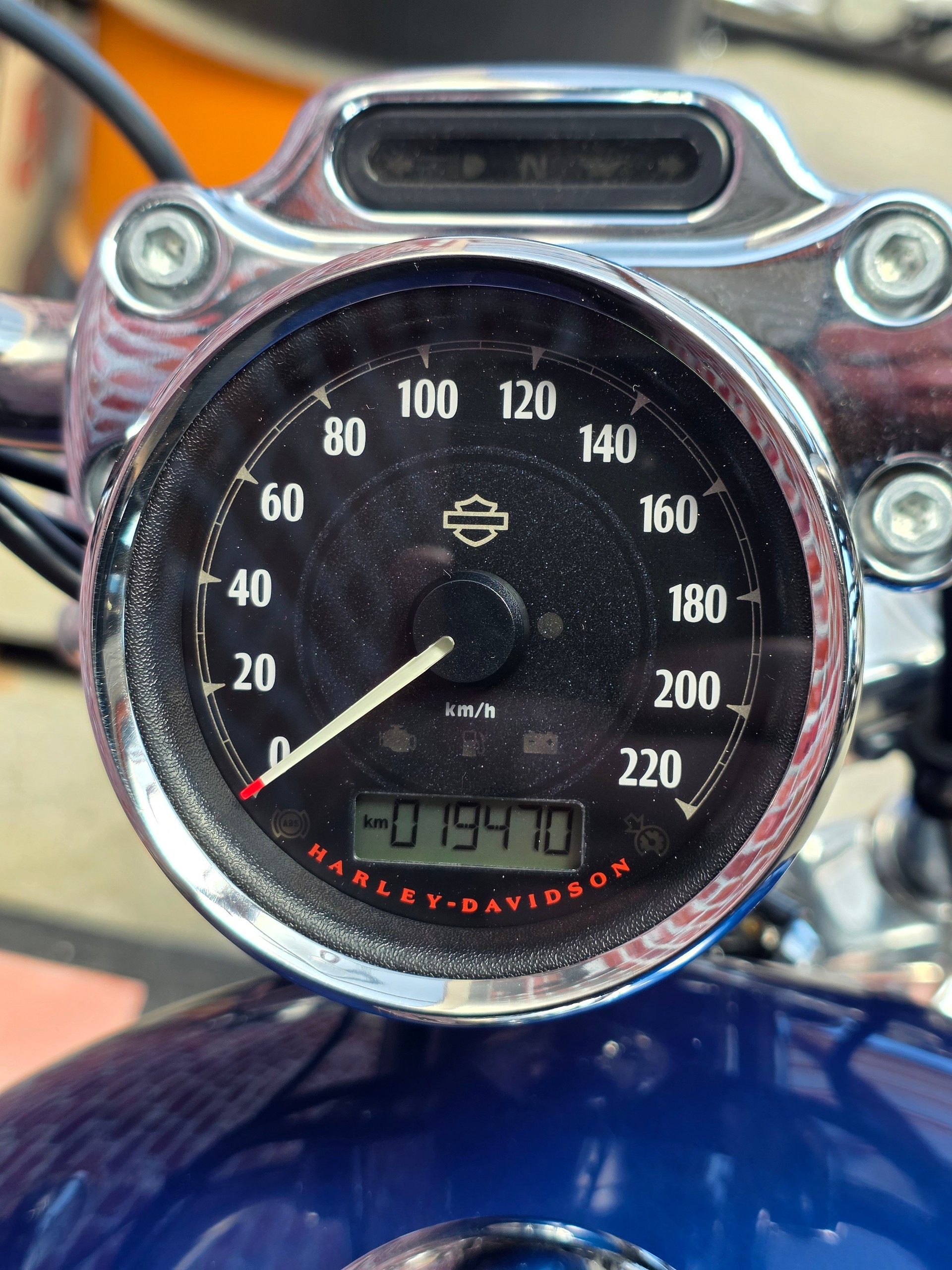 HARLEY-DAVIDSON XL 1200 C Sportster Custom ABS-image-13