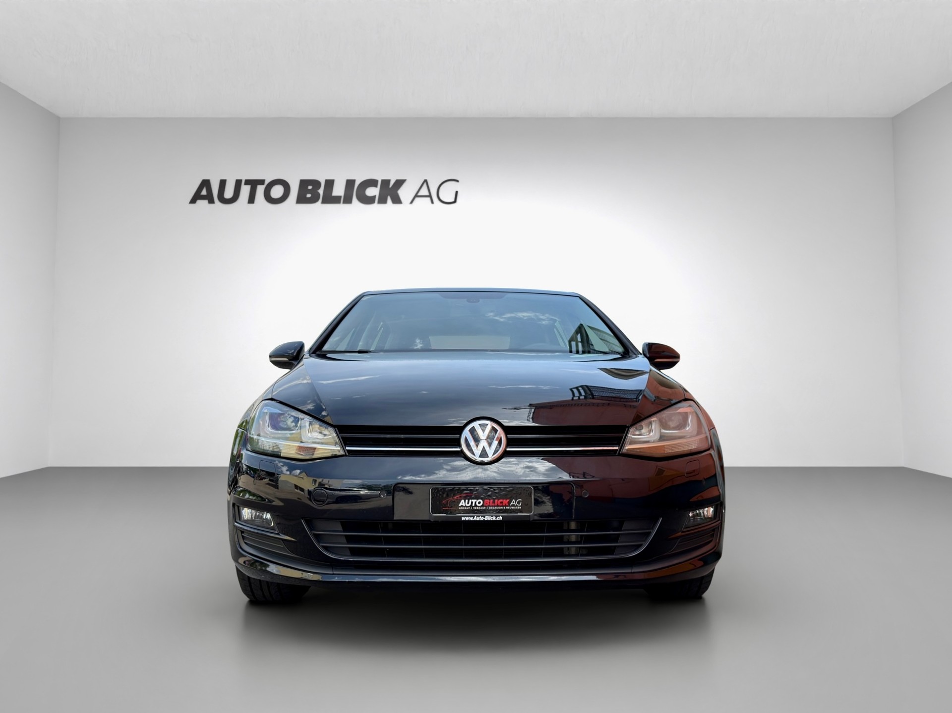 VW Golf 1.4 TSI Cup-showroom-element-2