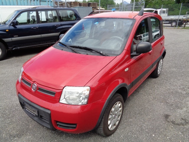 FIAT Panda 1.3 16V JTD Climbing 4x4-image-2