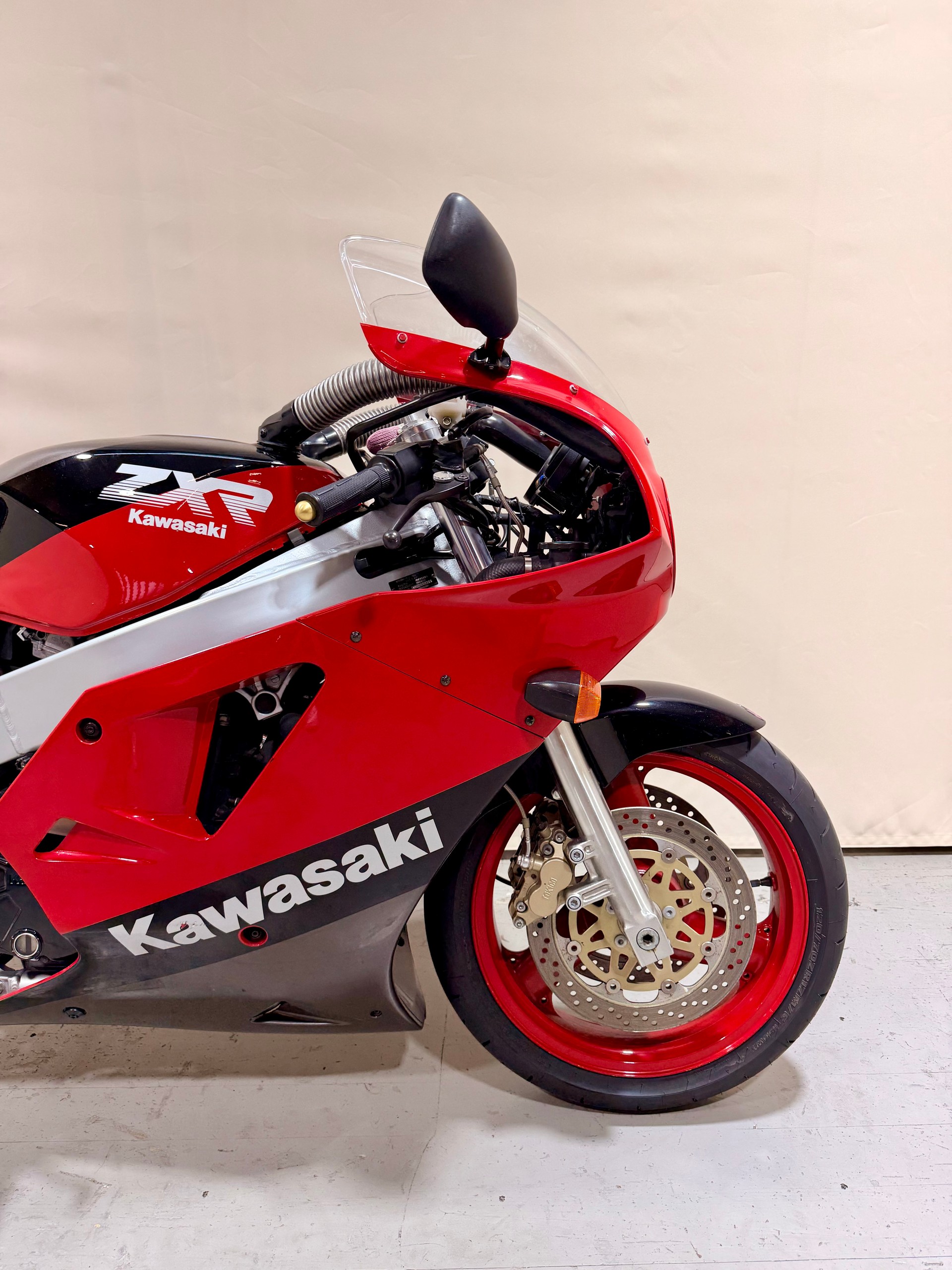 KAWASAKI ZXR-750-image-1