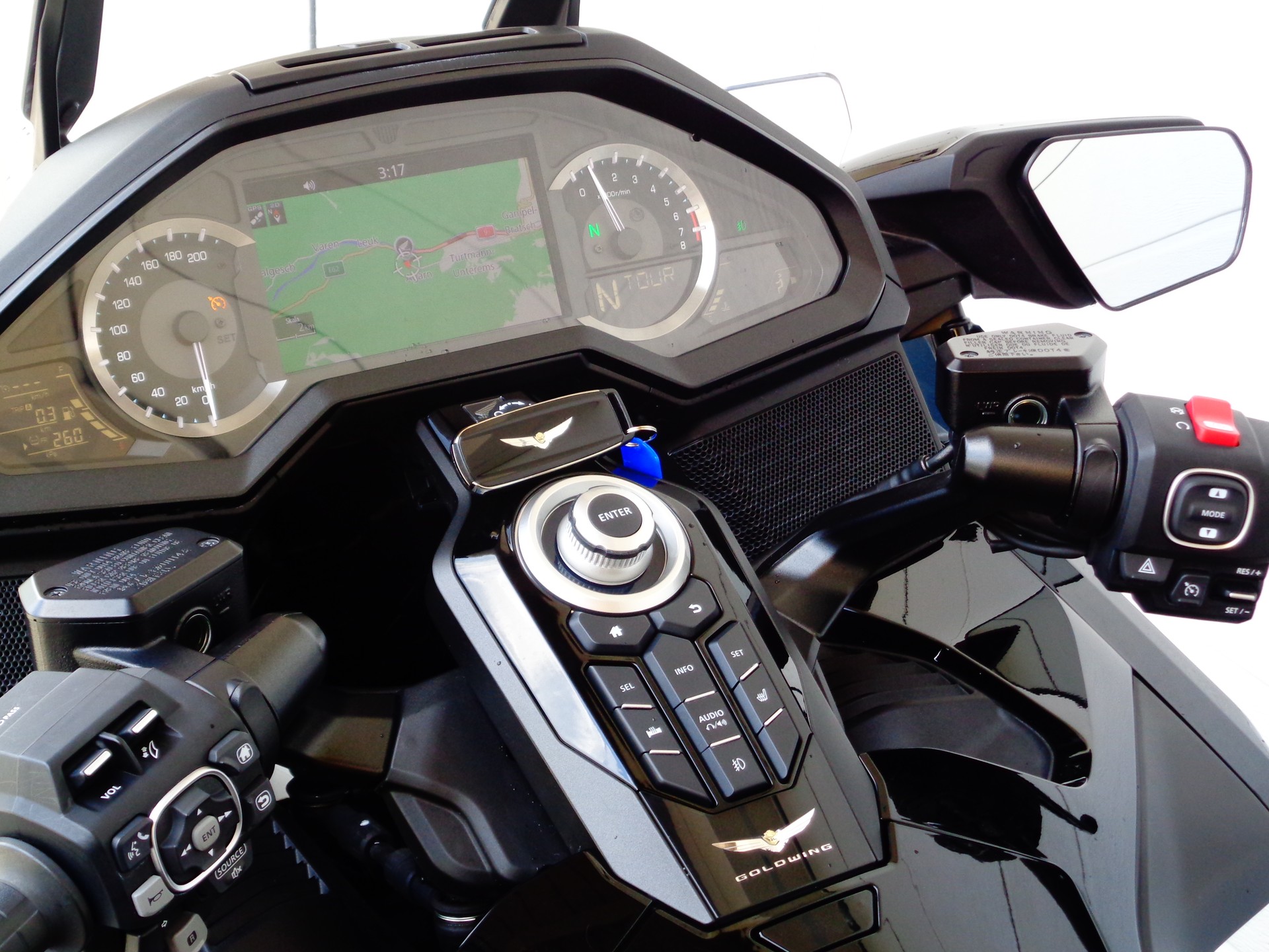 HONDA GL 1800 ES Tour Goldwing E-Suspension-image-11